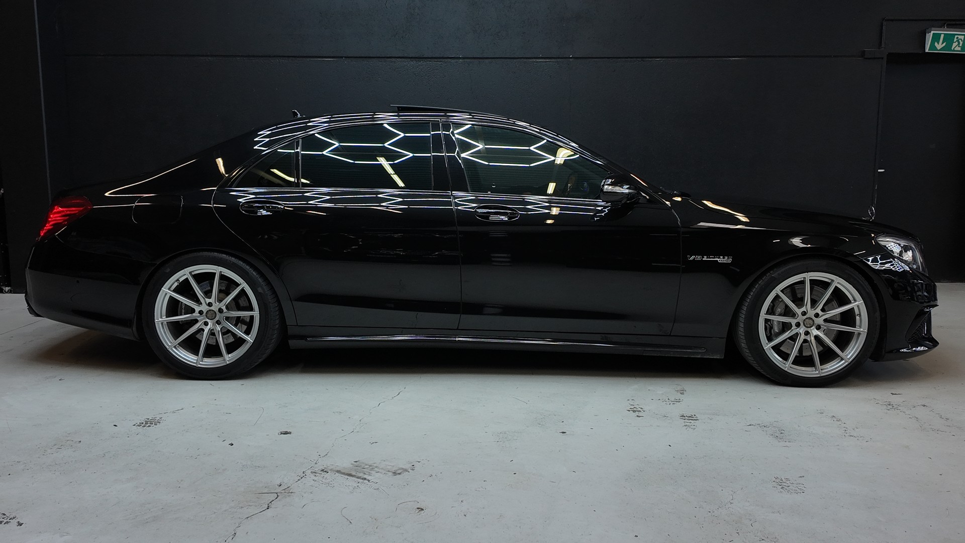 MERCEDES-BENZ S 63 AMG L 4Matic Speedshift MCT-image-6