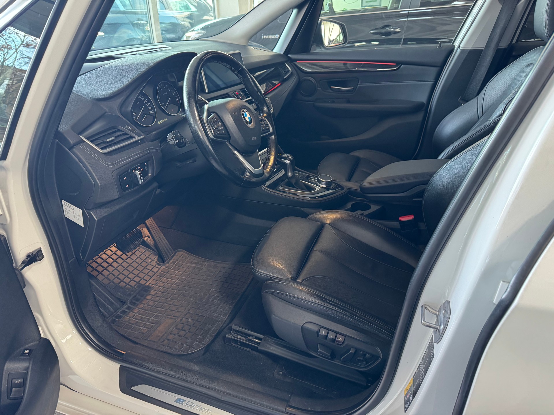 BMW 225xe iPerformance Active Tourer Sport Line Aut.-image-7