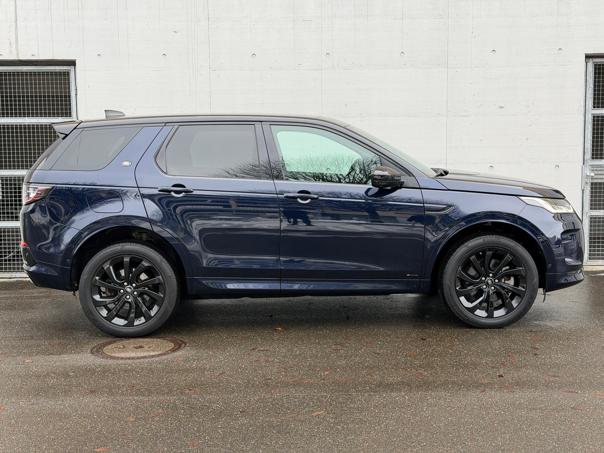LAND ROVER Discovery Sport R Dyn P300e 1.5 PHEV Base AT8-image-3