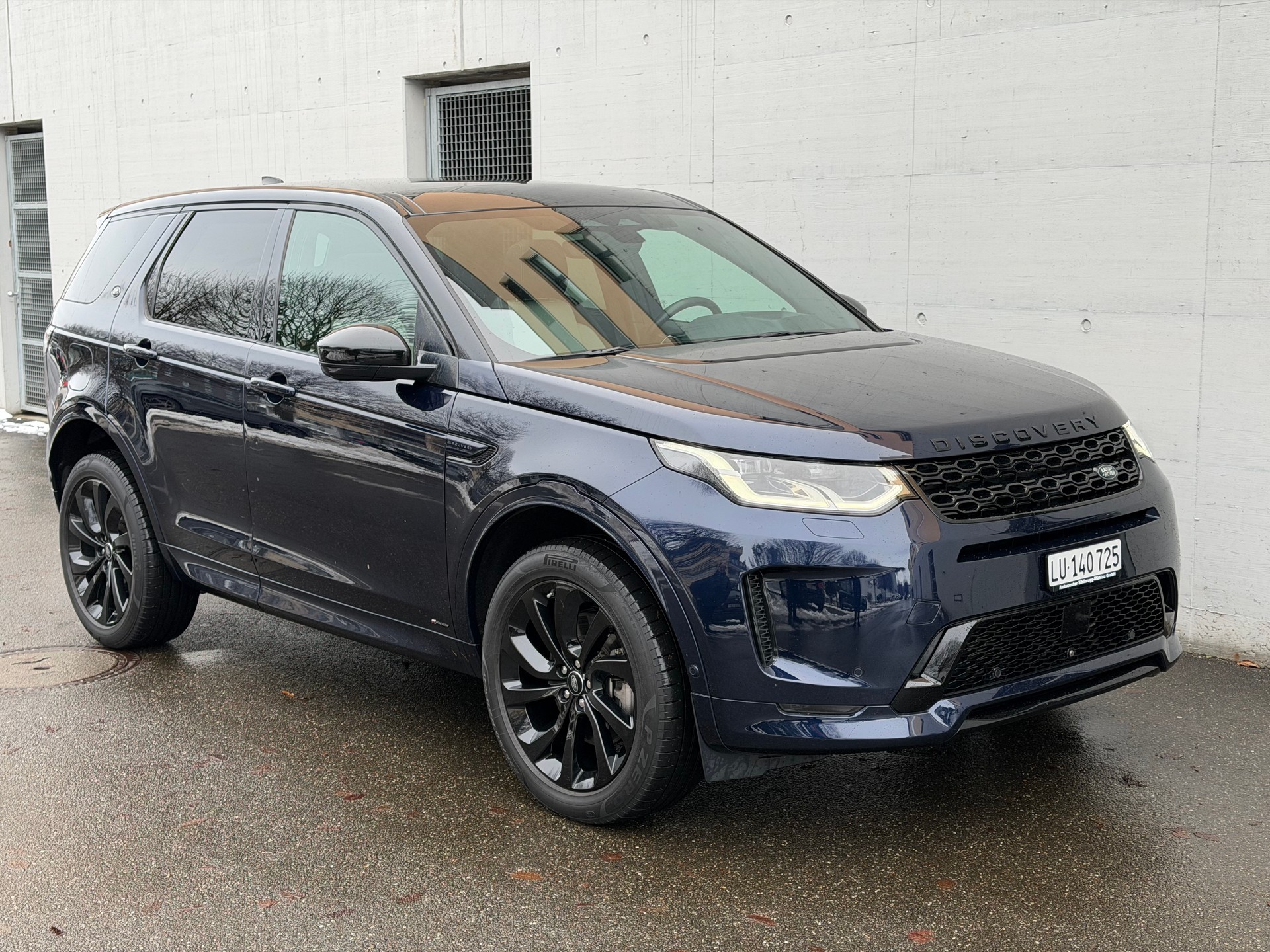 LAND ROVER Discovery Sport R Dyn P300e 1.5 PHEV Base AT8-image-1