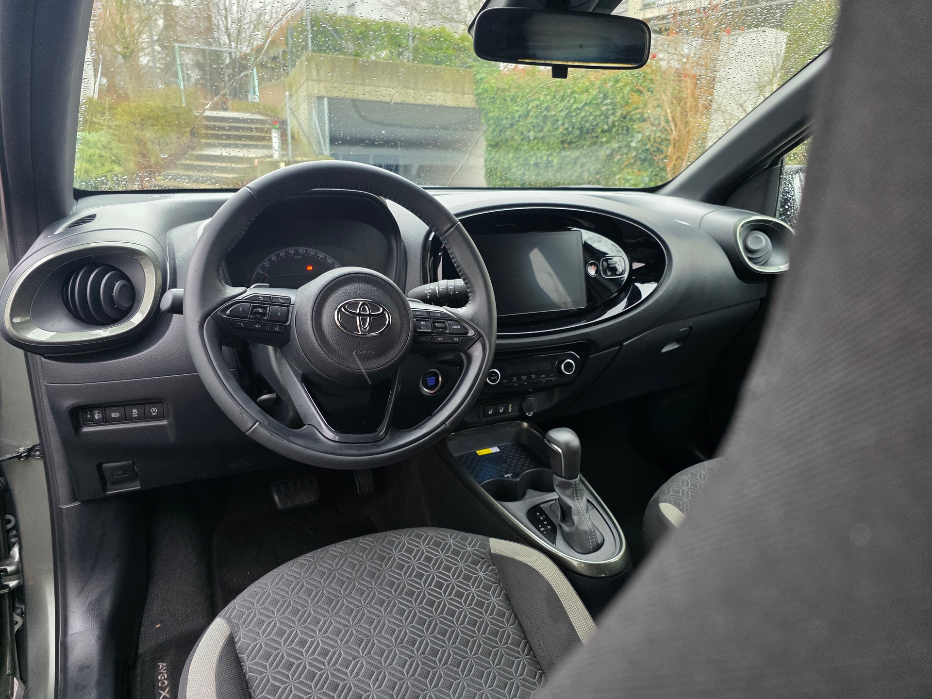 TOYOTA Aygo X 1.0 VVT-i Trend CVT-image-8