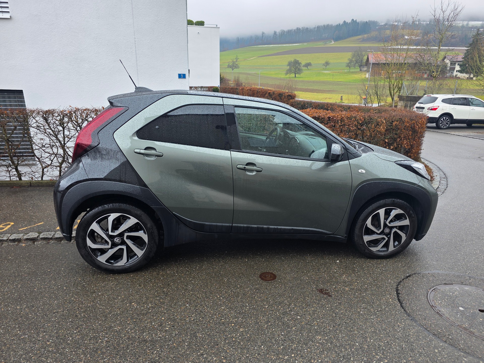 TOYOTA Aygo X 1.0 VVT-i Trend CVT-showroom-element-3