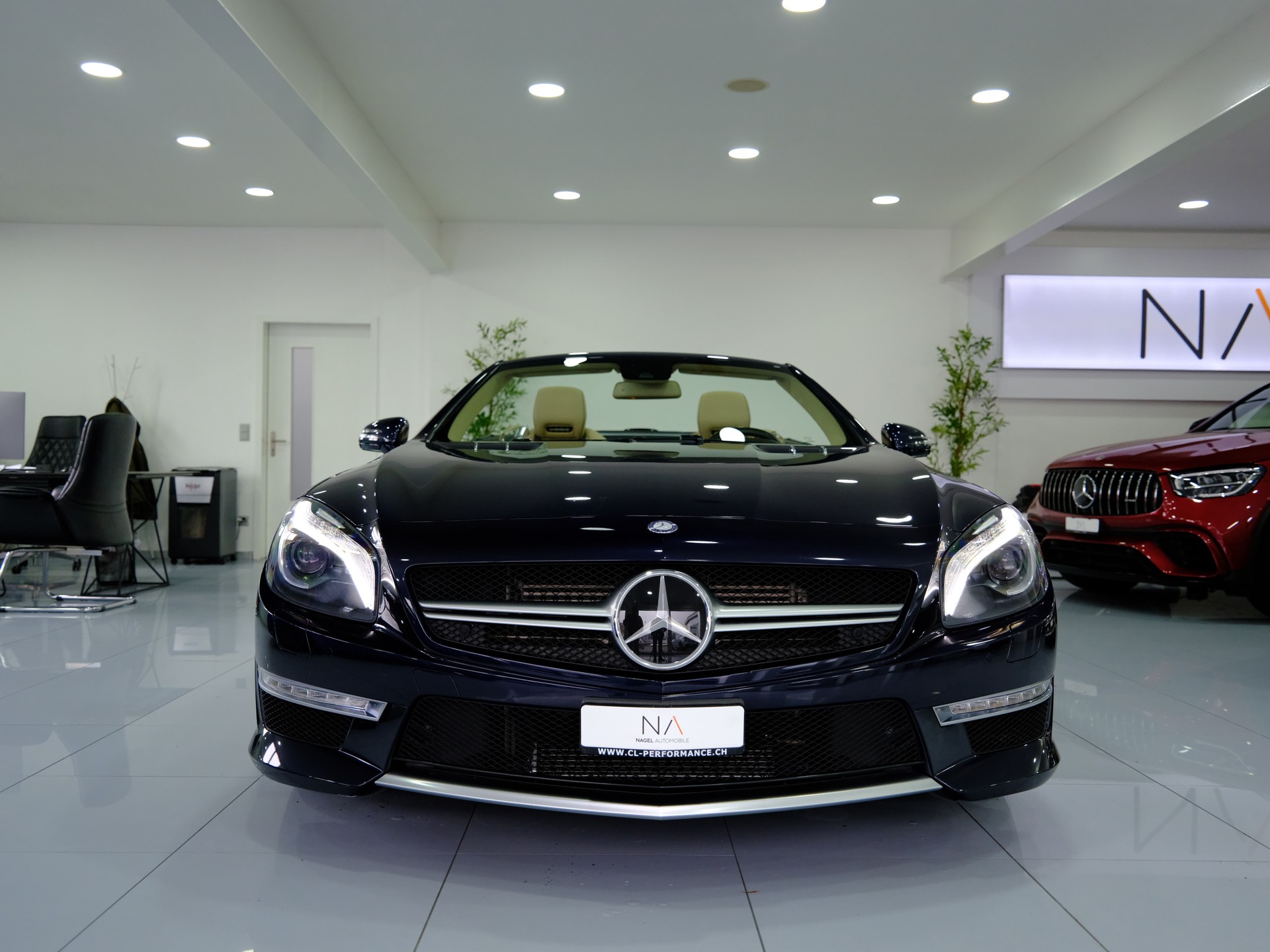 MERCEDES-BENZ SL 63 AMG Speedshift-showroom-element-2