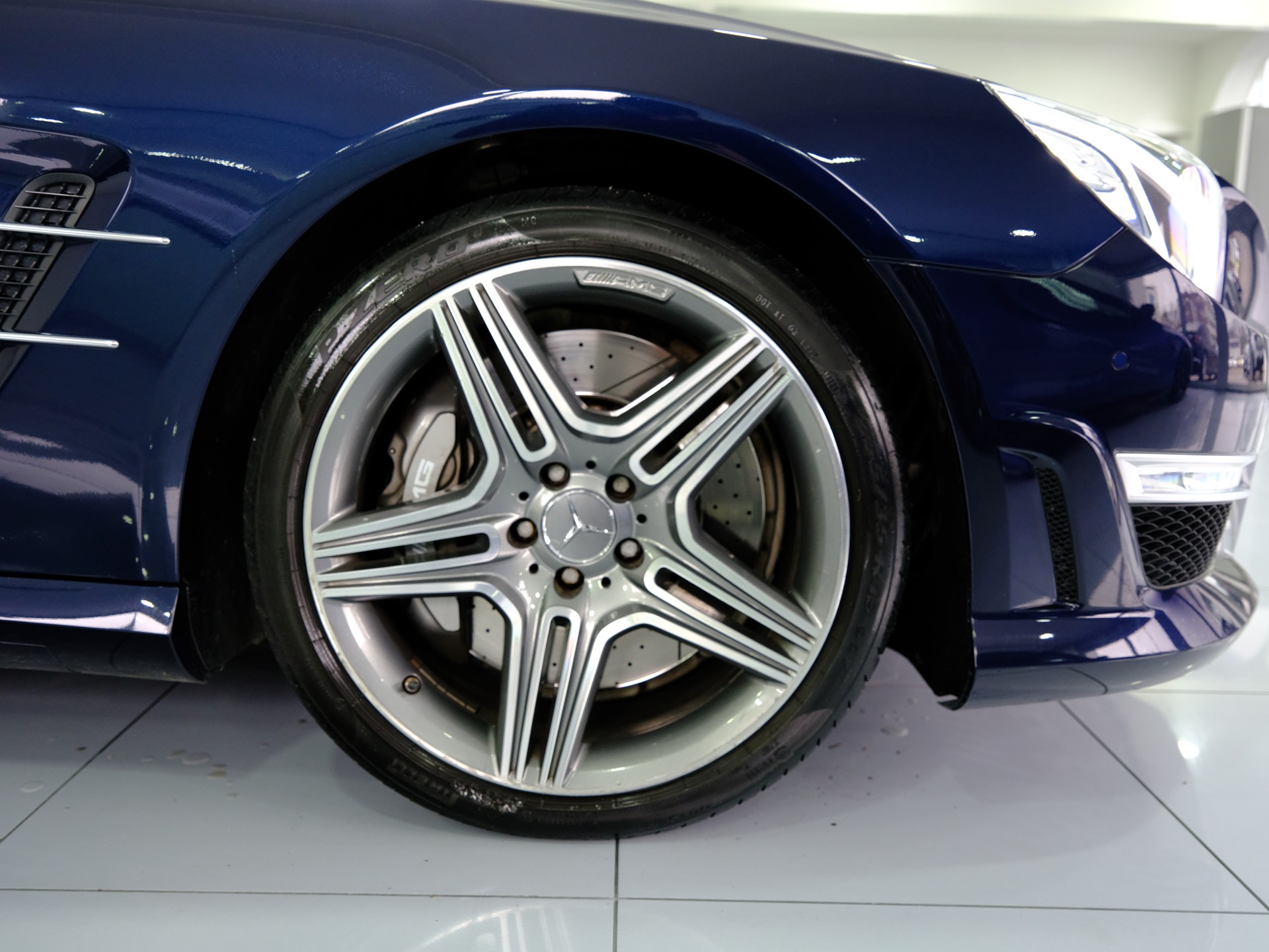 MERCEDES-BENZ SL 63 AMG Speedshift-image-15