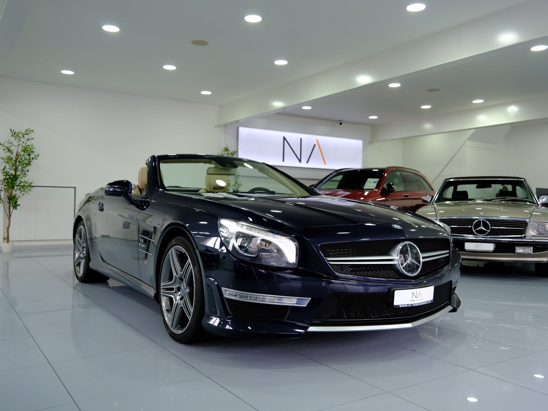 MERCEDES-BENZ SL 63 AMG Speedshift-showroom-element-1