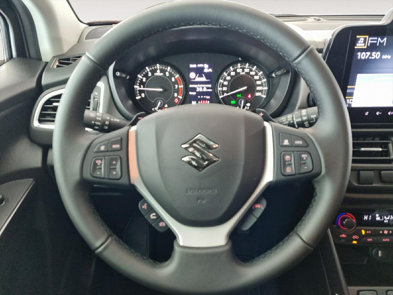 SUZUKI S-Cross 1.4 T Compact+ Hybrid 4x4-image-6