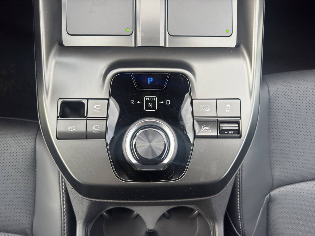 SUBARU Solterra eV Advantage AWD-image-15