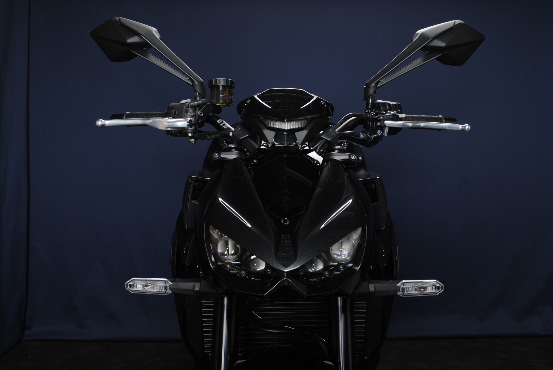 KAWASAKI Z 1100 MY26-image-6