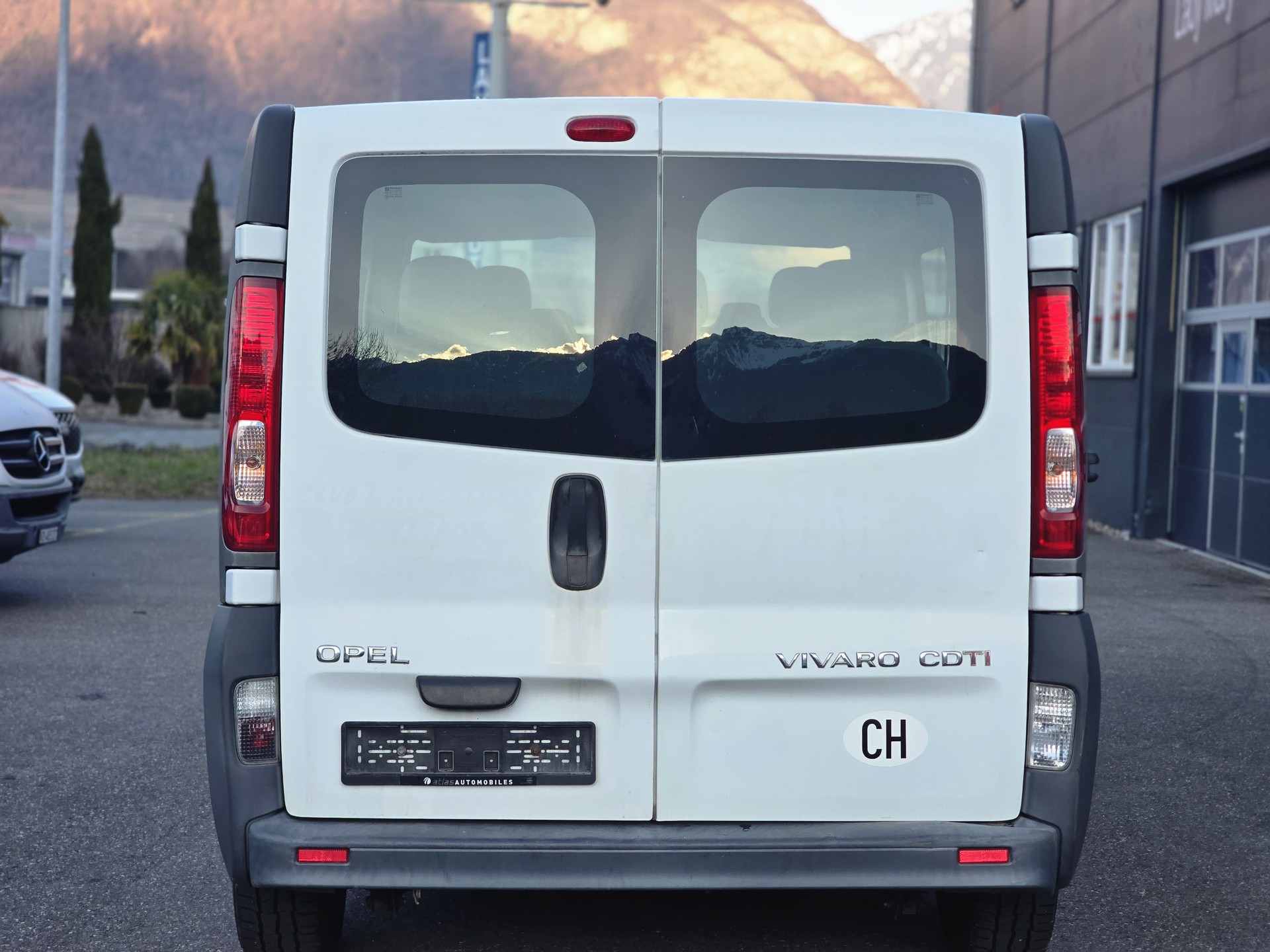 OPEL Vivaro 2.0 CDTI 2.9t L2H1-showroom-element-2