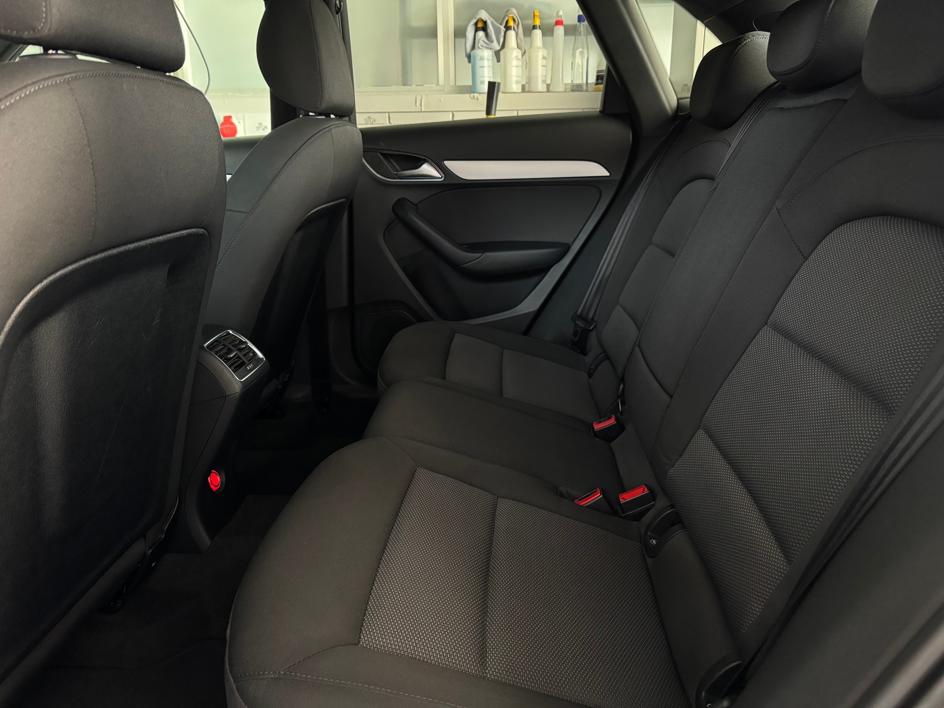 AUDI Q3 1.4 TFSI S-tronic-image-6