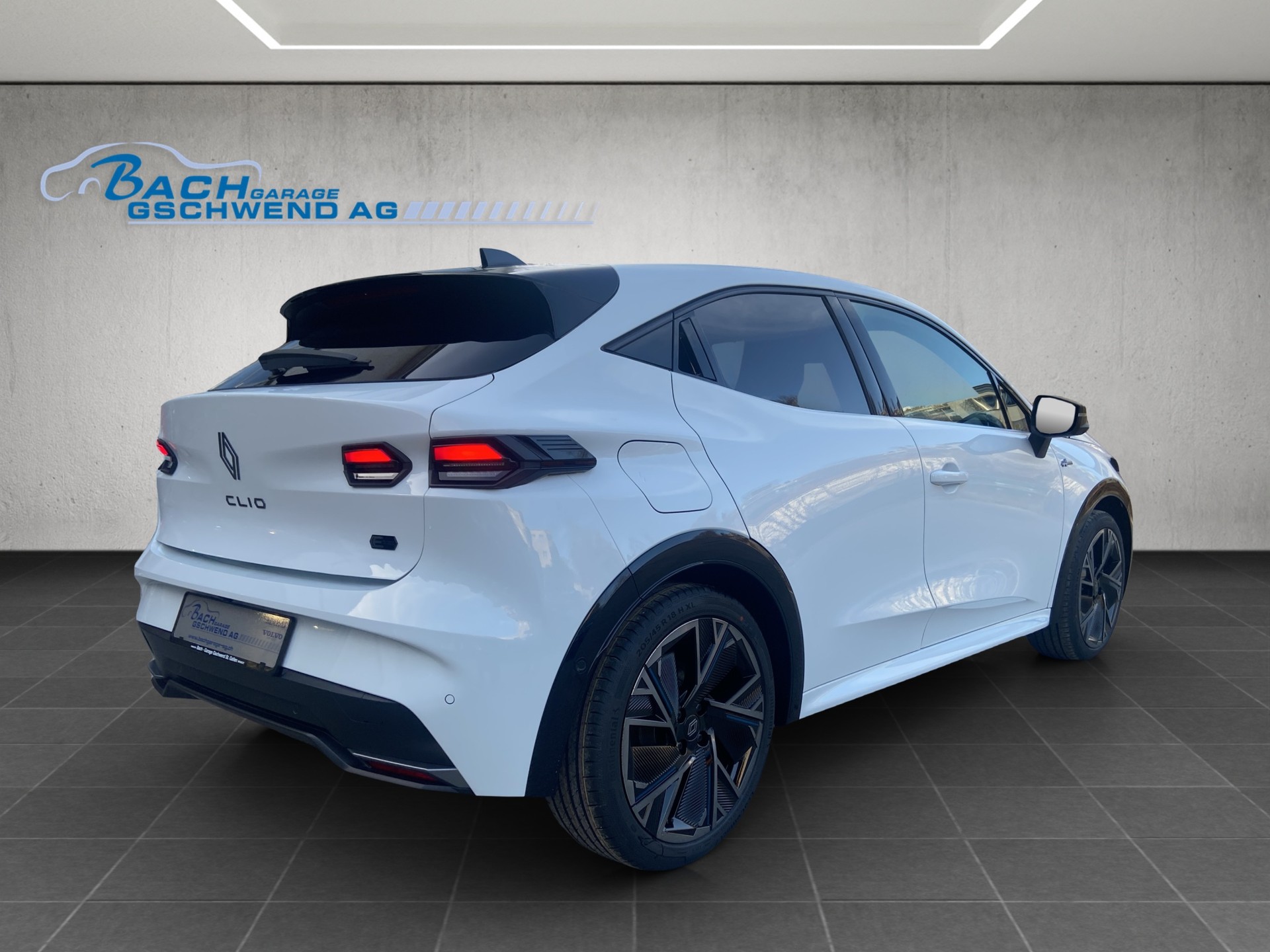 RENAULT Clio 1.8 E-Tech Esprit Alpine-showroom-element-3