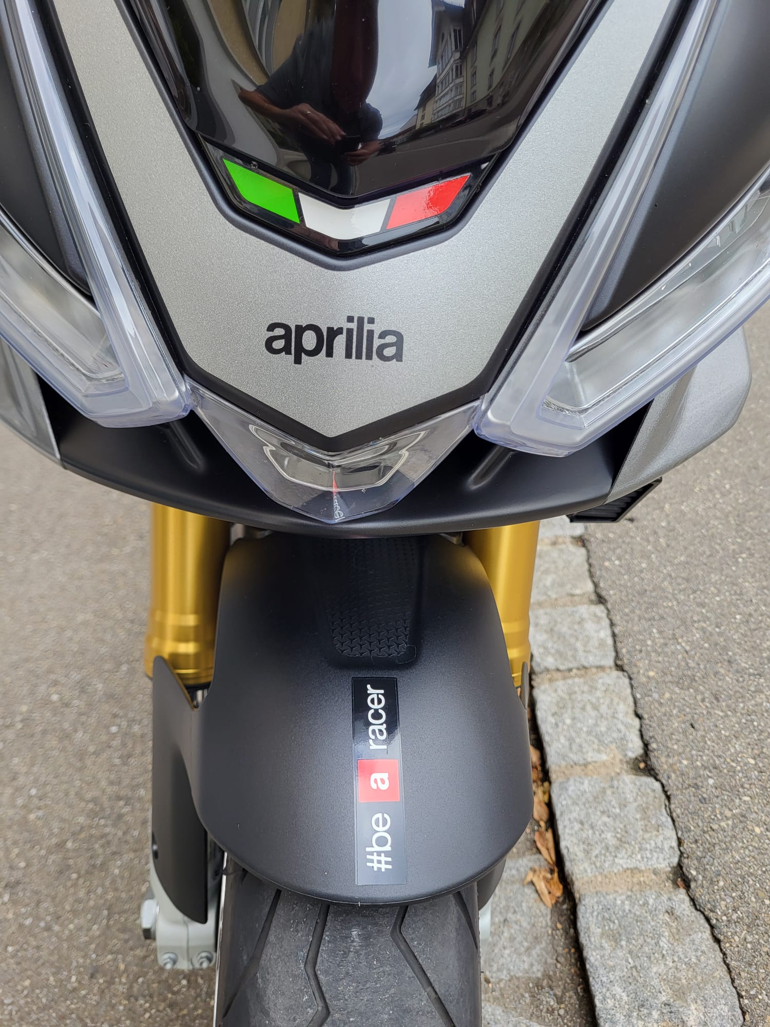APRILIA Tuono V4 1100 GT-image-6