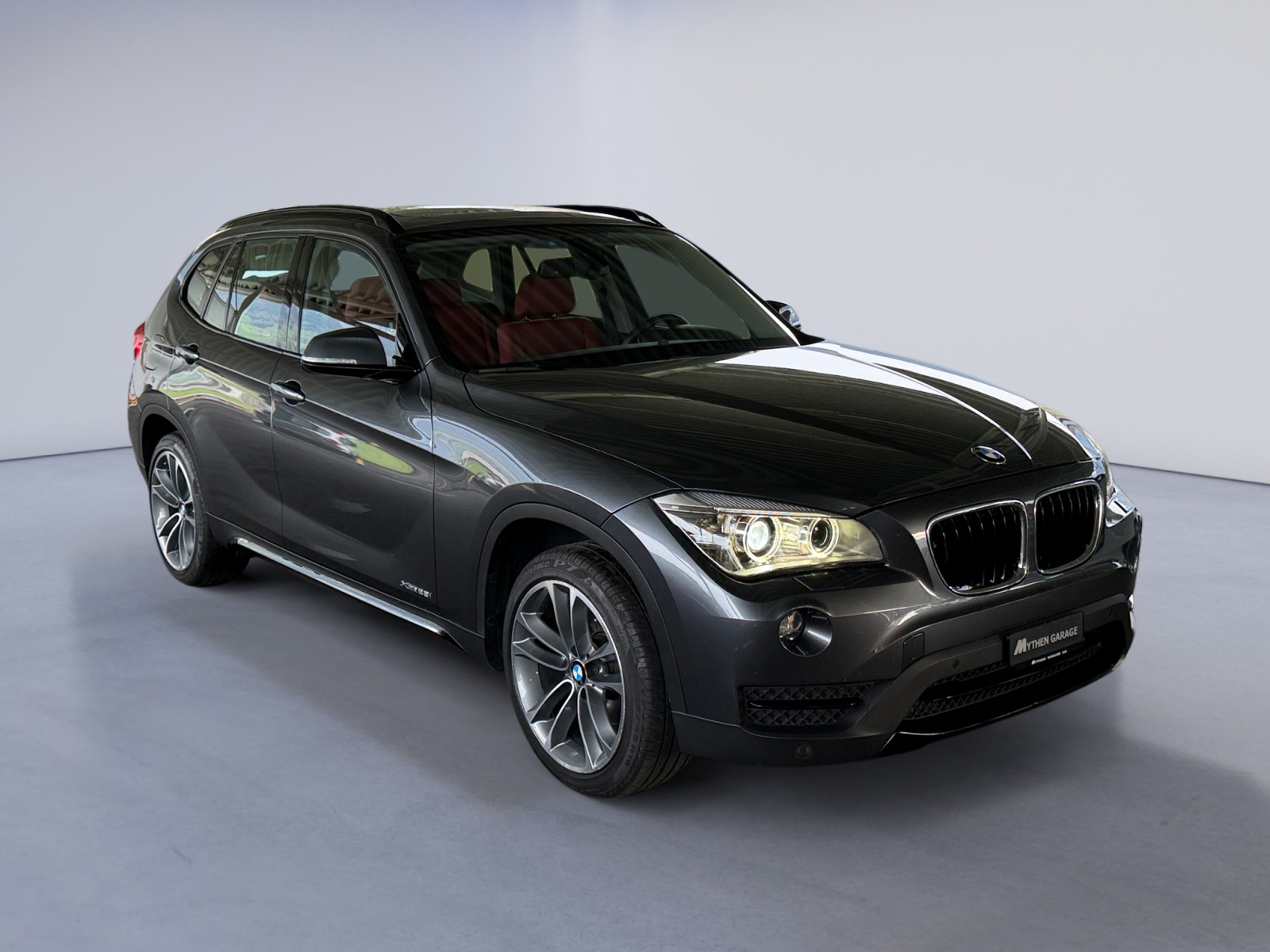 BMW X1 28i xDrive-image-6