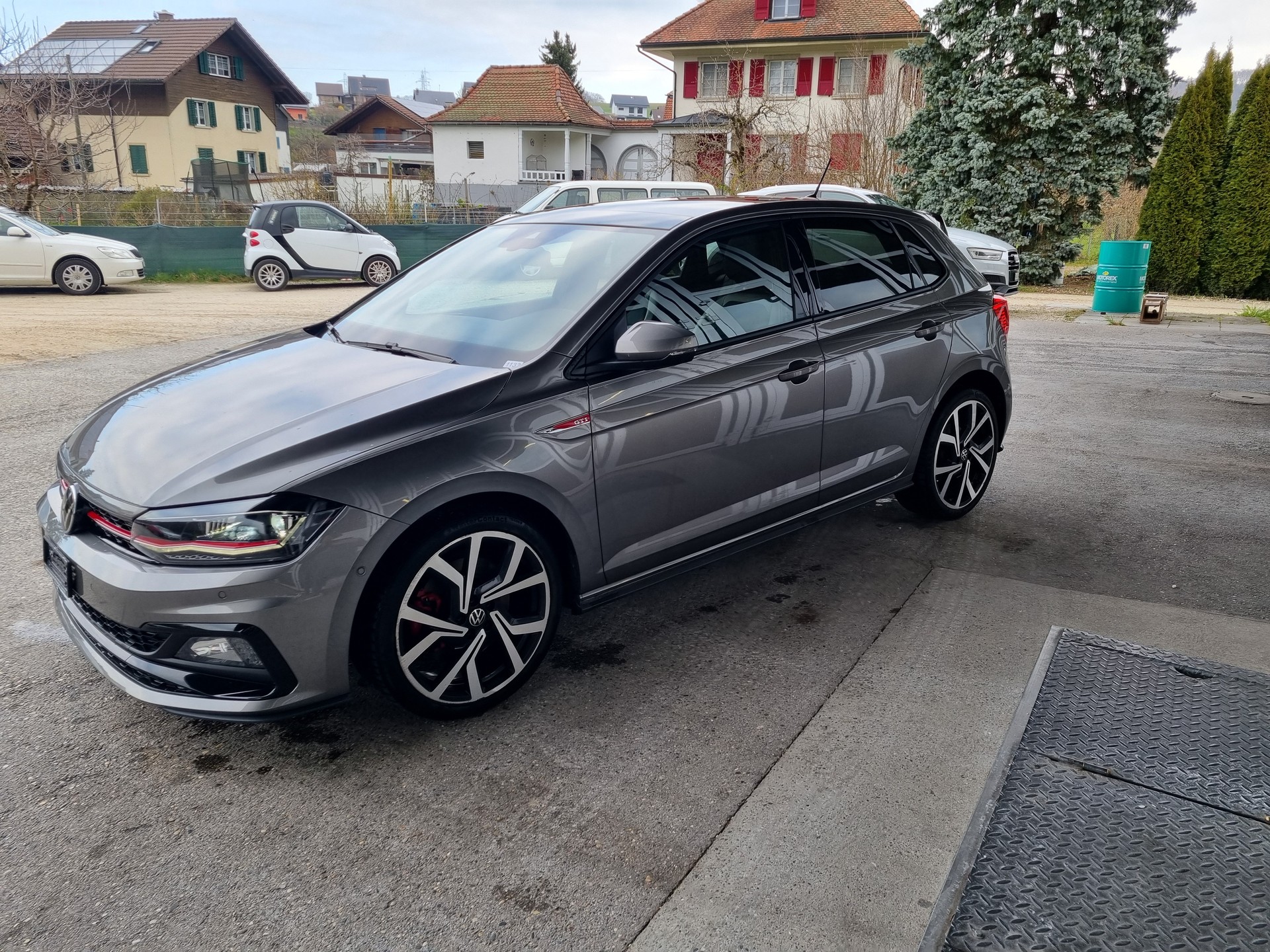 VW Polo 2.0 TSI GTI DSG-image-6