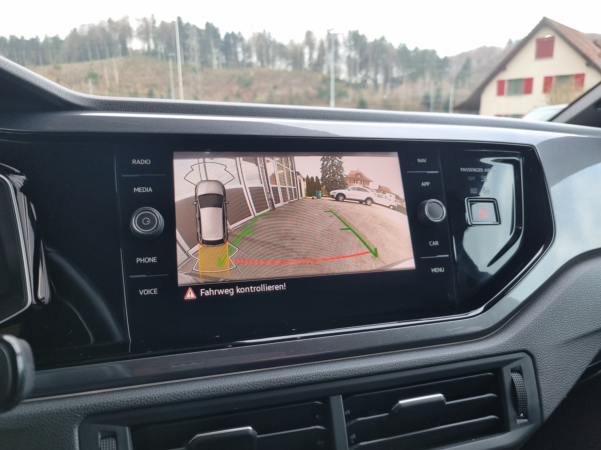 VW Polo 2.0 TSI GTI DSG-image-13