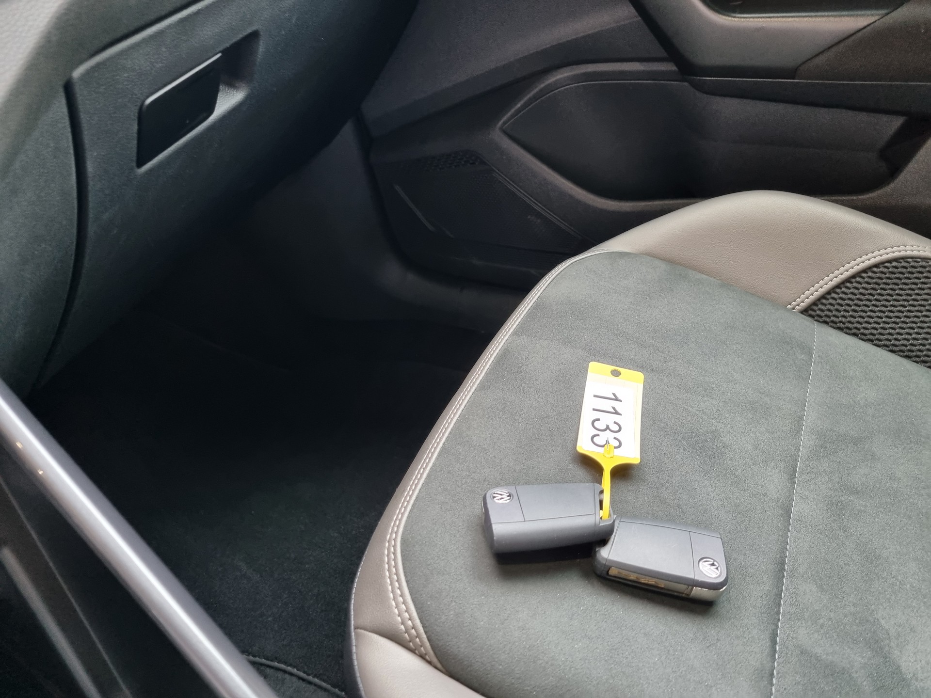 VW Polo 2.0 TSI GTI DSG-image-16
