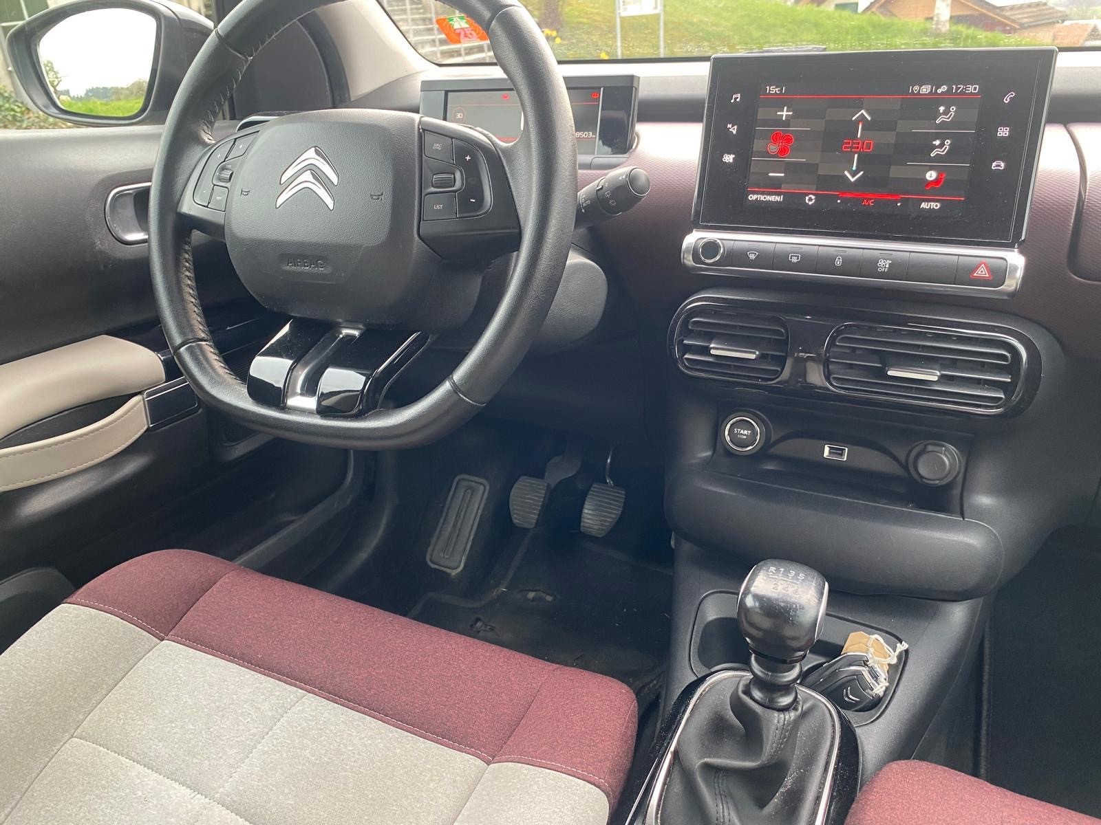 CITROEN C4 Cactus 1.2 Pure Tech Shine-image-7