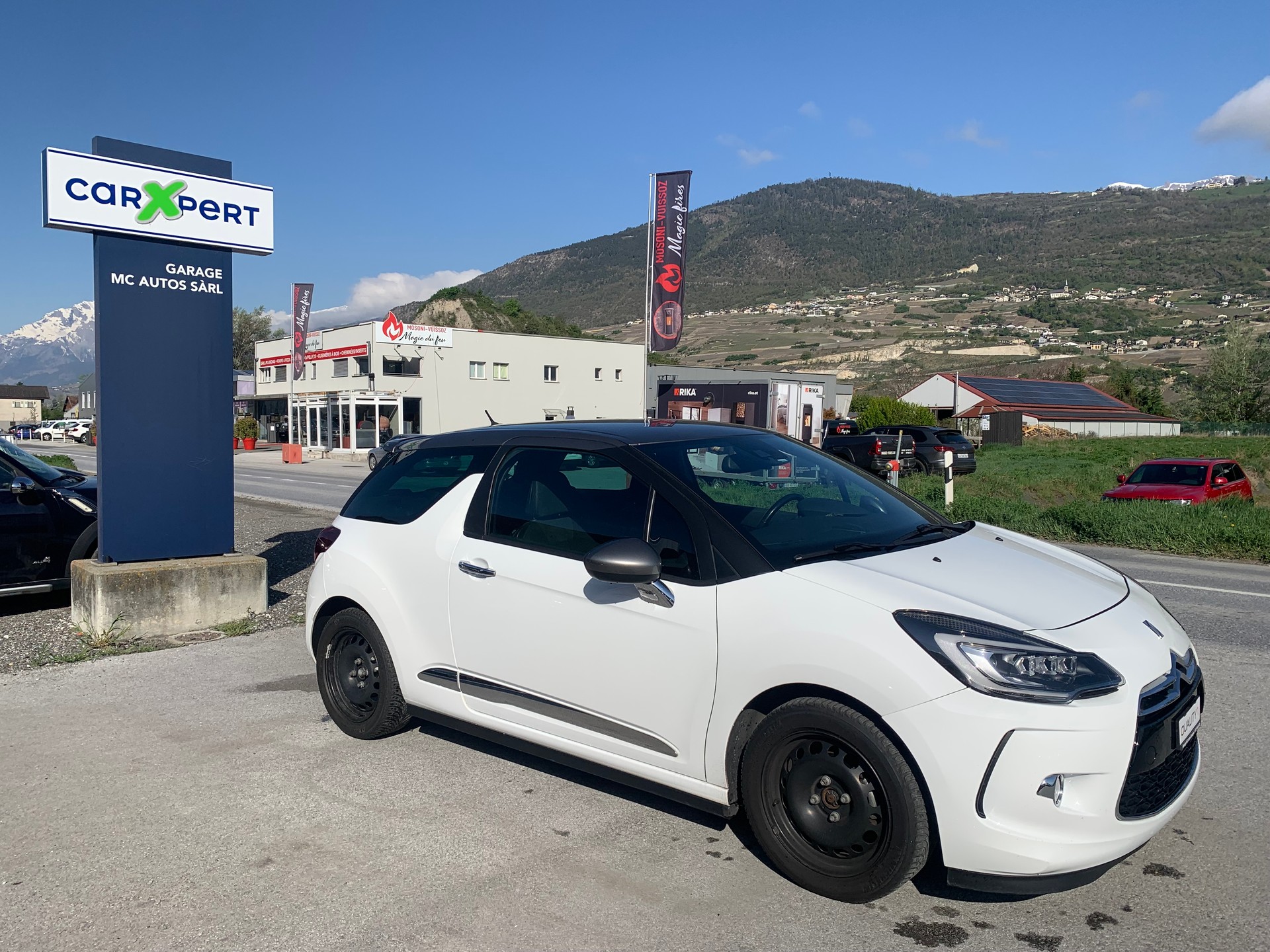 DS AUTOMOBILES DS3 1.6 16V BlueHDi Sport Chic Plus-showroom-element-2