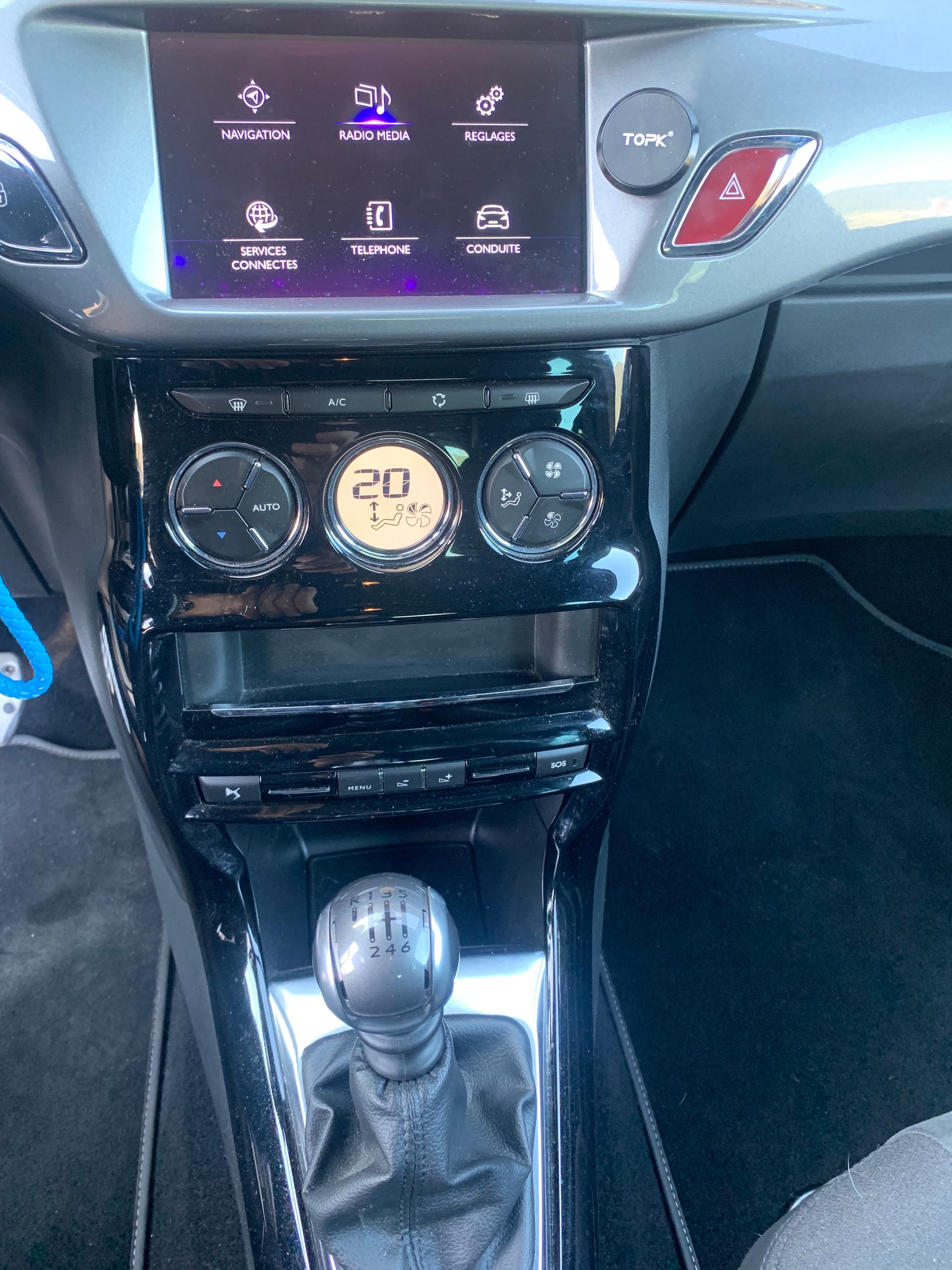 DS AUTOMOBILES DS3 1.6 16V BlueHDi Sport Chic Plus-image-14