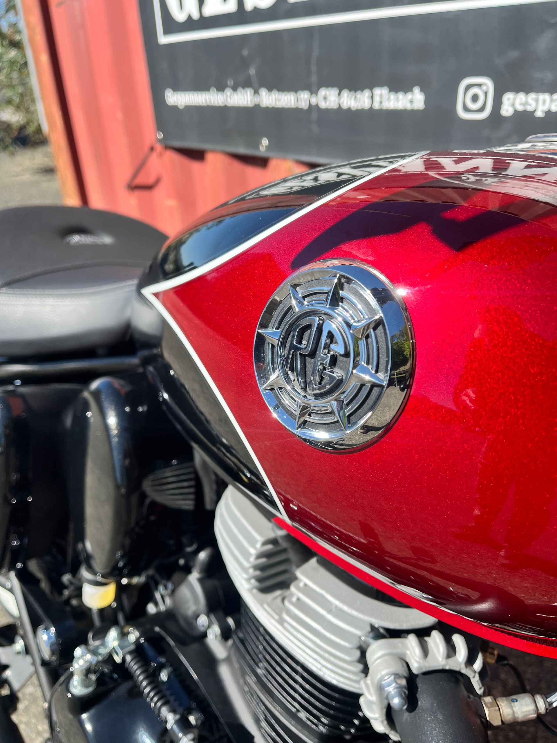ROYAL ENFIELD Classic 350 Goan Limited-image-11