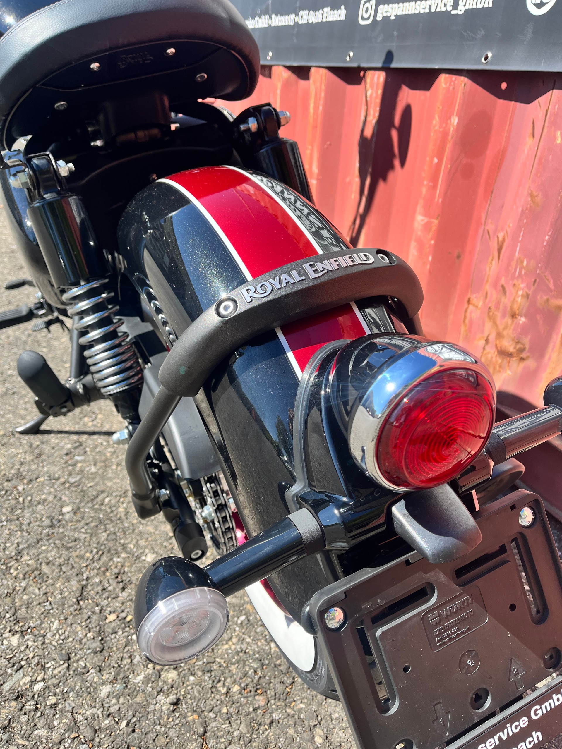 ROYAL ENFIELD Classic 350 Goan Limited-image-12