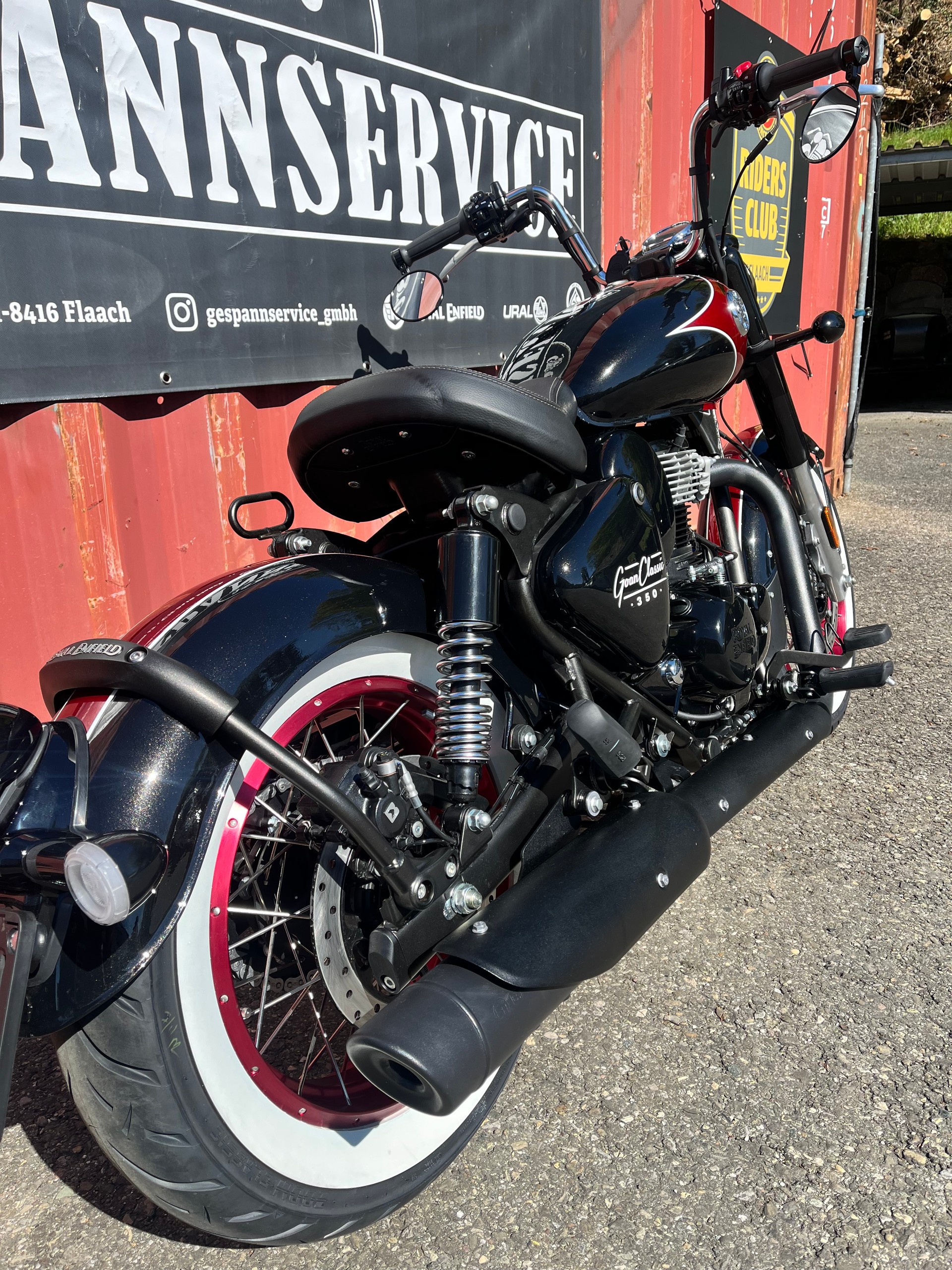 ROYAL ENFIELD Classic 350 Goan Limited-image-6