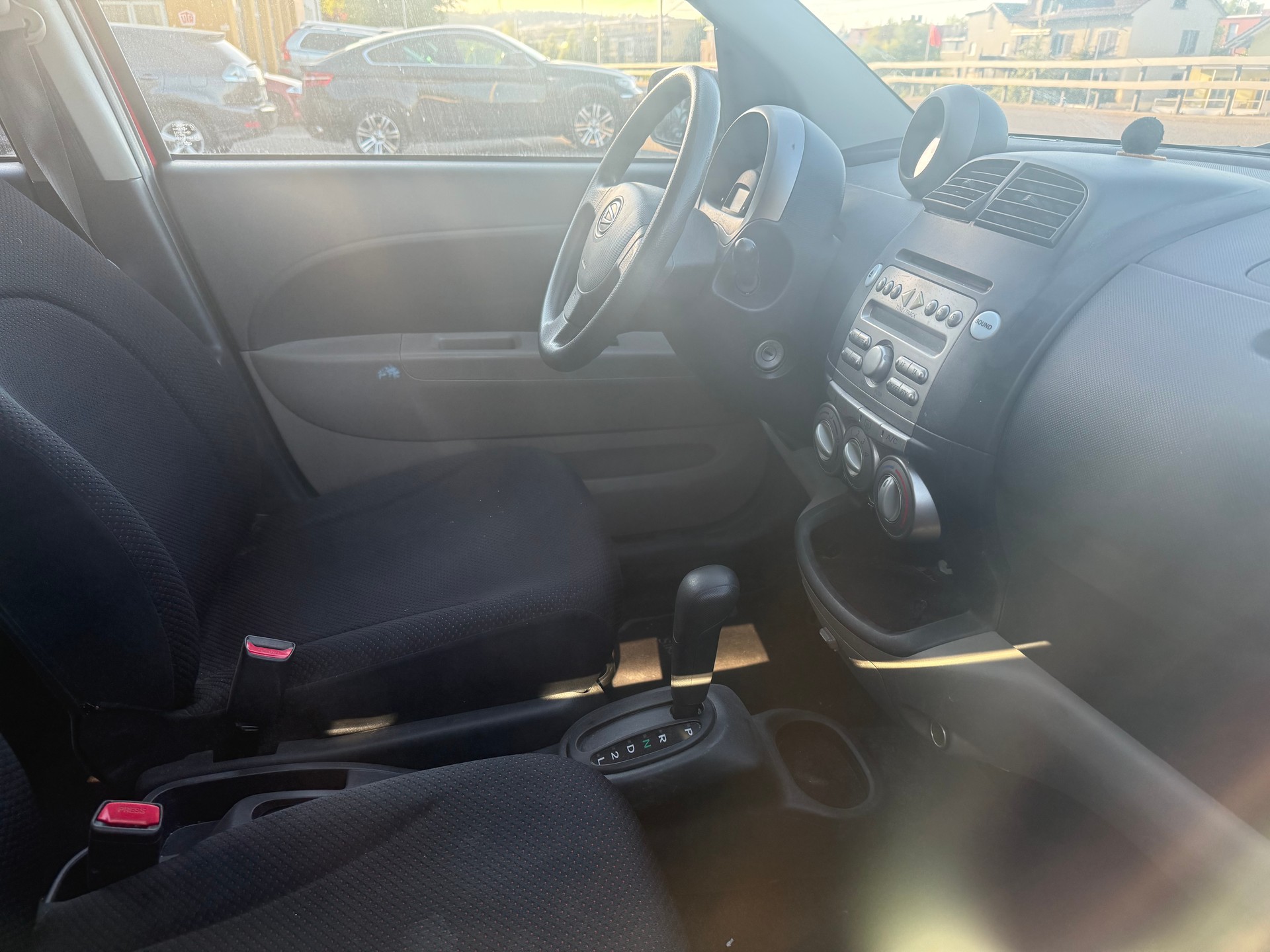 DAIHATSU Sirion 4x4-image-6