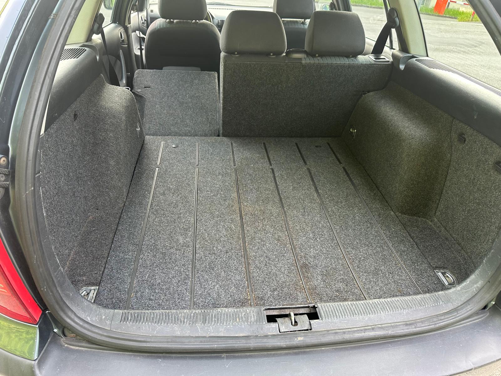 SKODA Octavia 1.9 TDI Tour 4x4-image-7