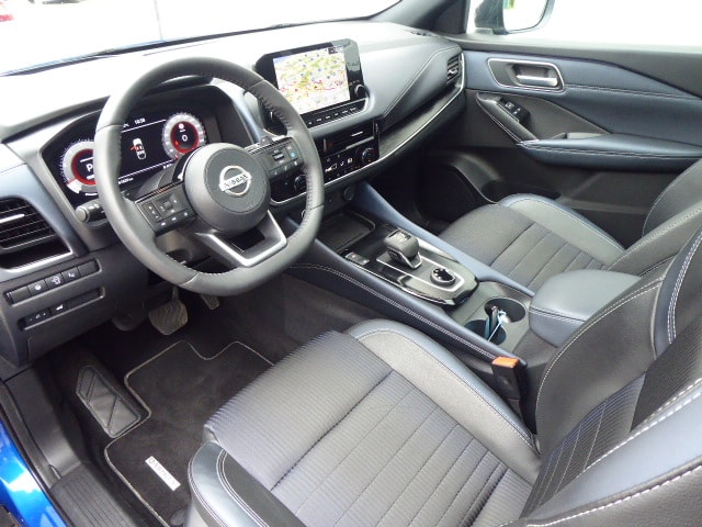 NISSAN Qashqai 1.3 DIG-T MHEV Tekna Xtronic 4x4-image-4
