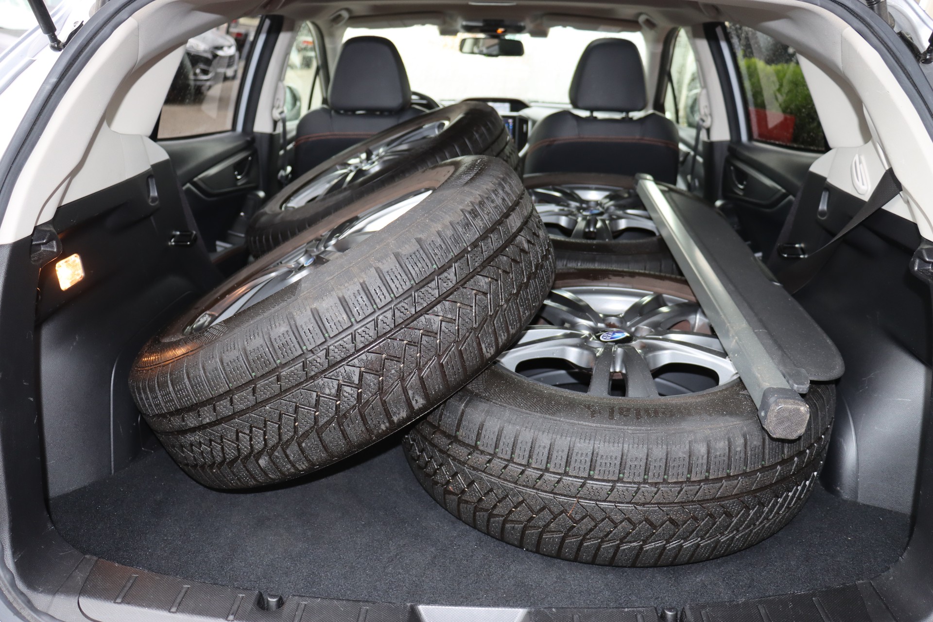 SUBARU XV 2.0 e-Boxer Advantage AWD Lineartronic-image-8