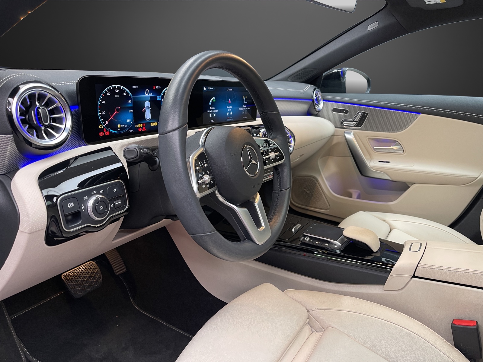 MERCEDES-BENZ CLA SB 250Progress. 4M 7G-image-7