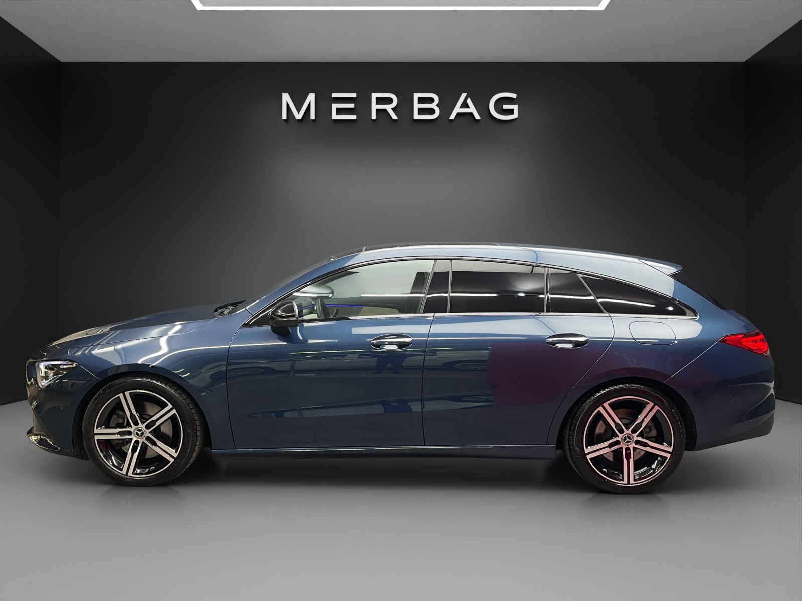 MERCEDES-BENZ CLA SB 250Progress. 4M 7G-image-2
