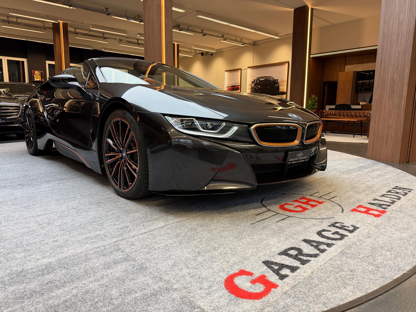 BMW i8 Roadster-image-0