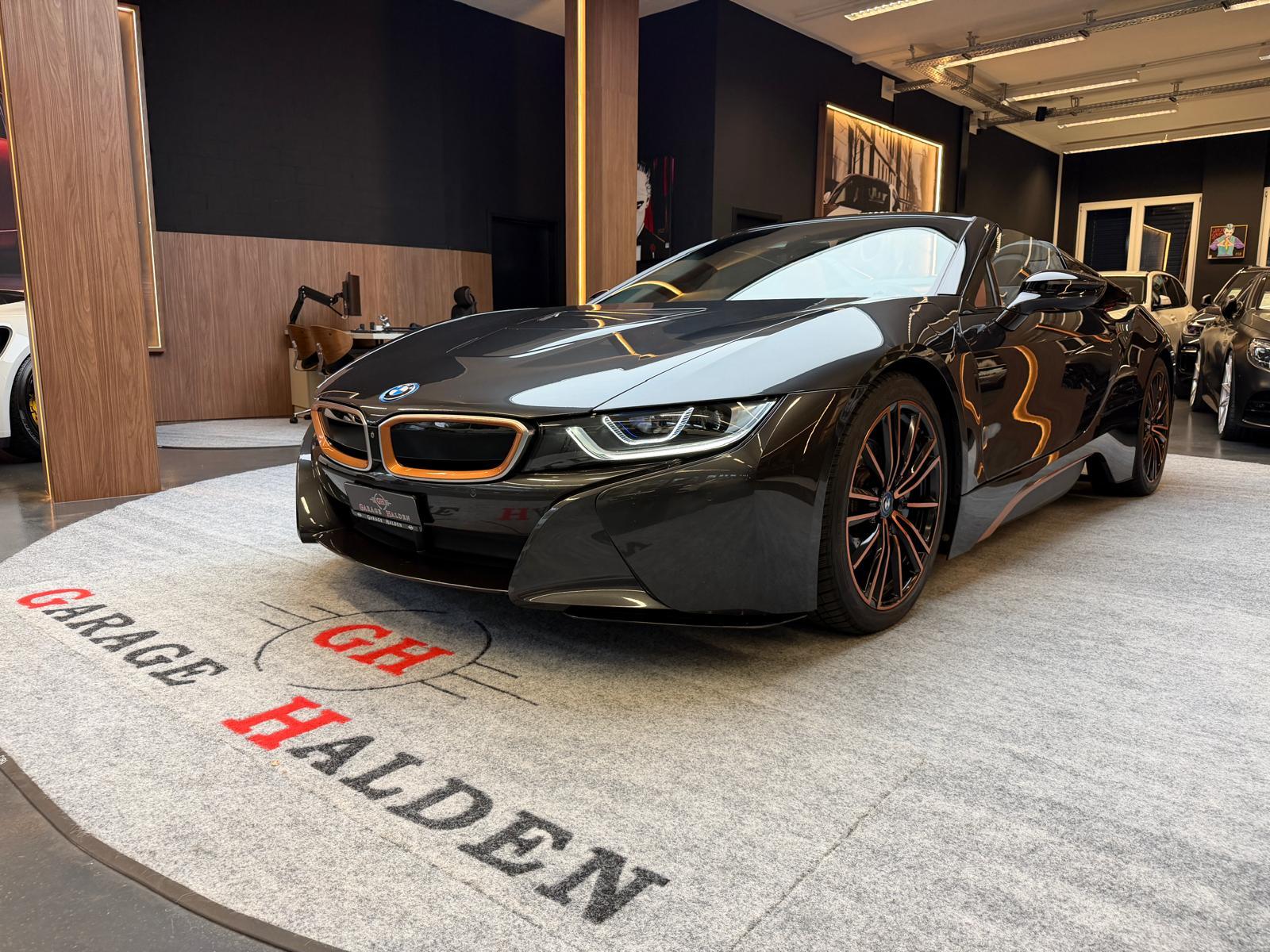 BMW i8 Roadster-image-2
