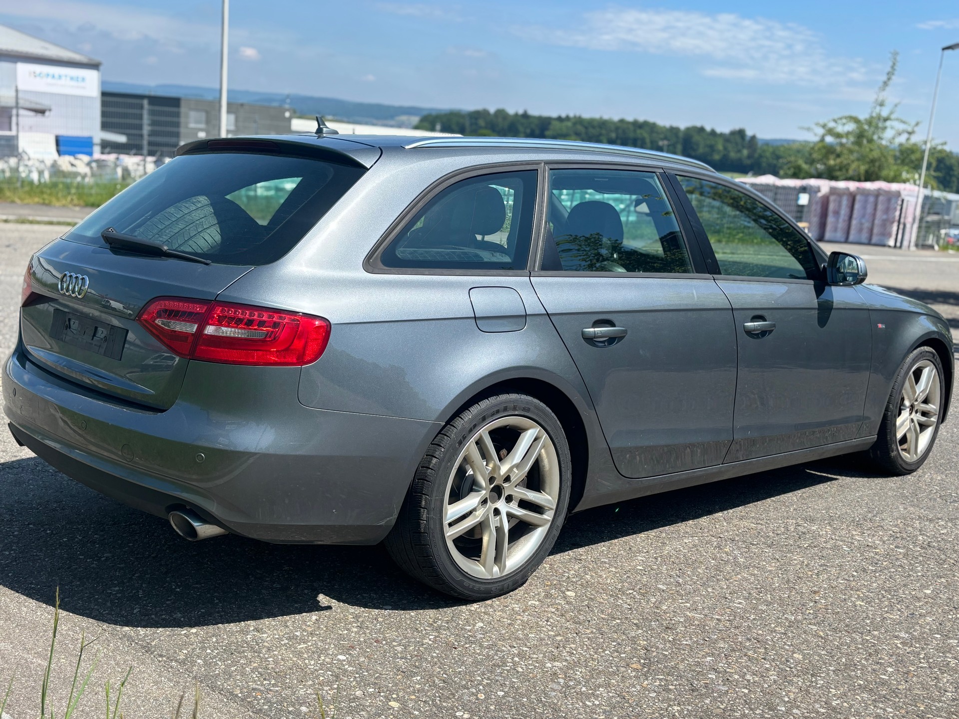 AUDI A4 Avant 3.0 TDI S-Line-showroom-element-3