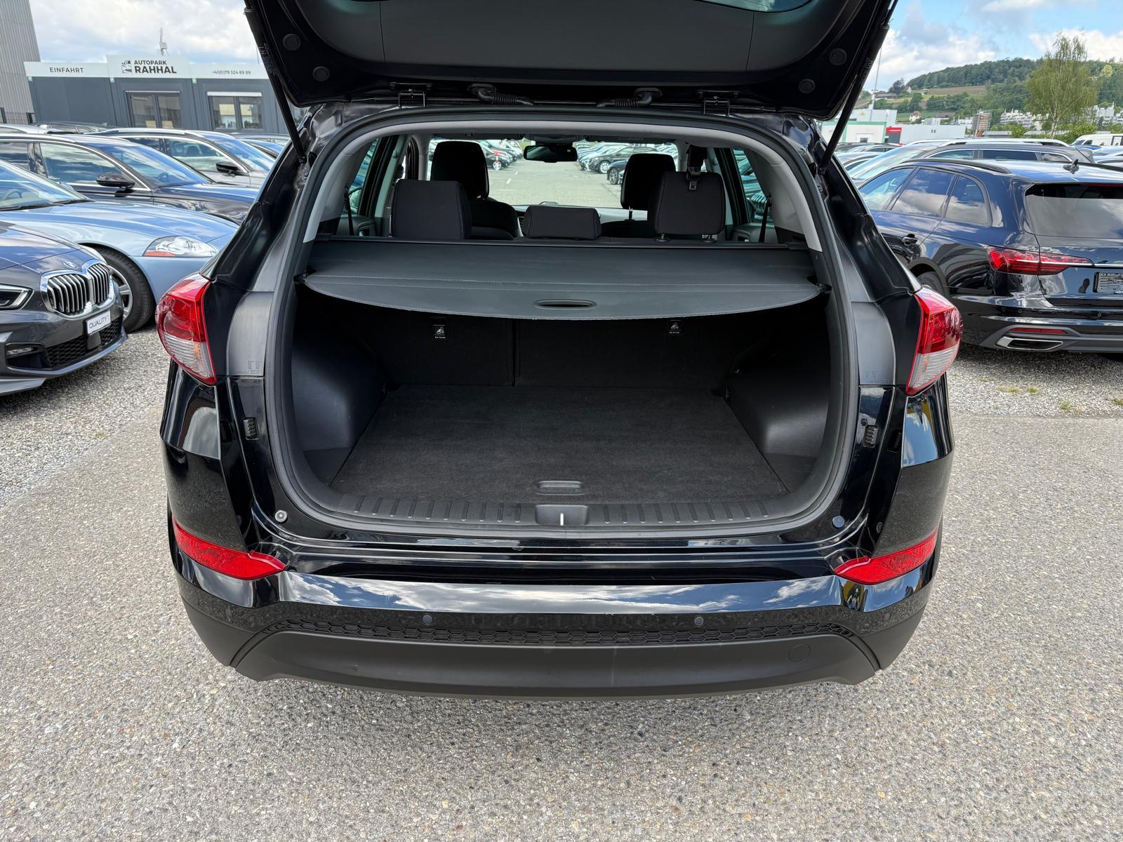 HYUNDAI Tucson 1.6 T-GDi Amplia 2WD-image-14