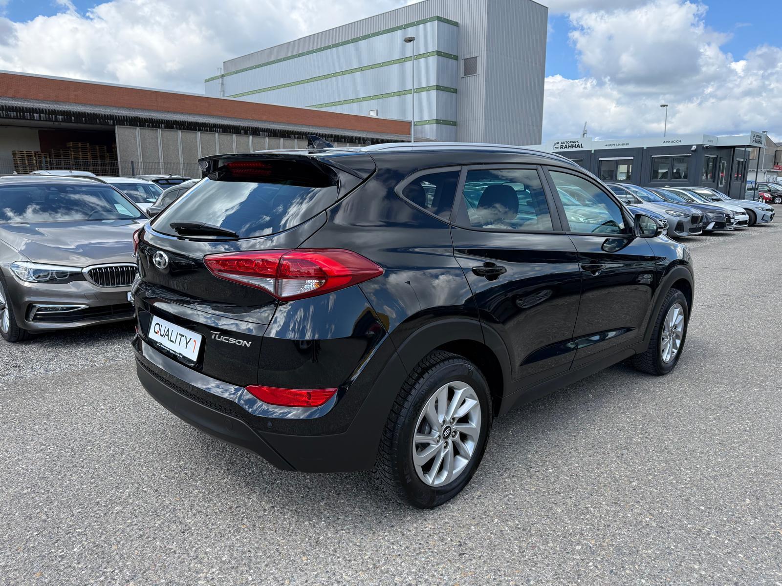 HYUNDAI Tucson 1.6 T-GDi Amplia 2WD-image-4