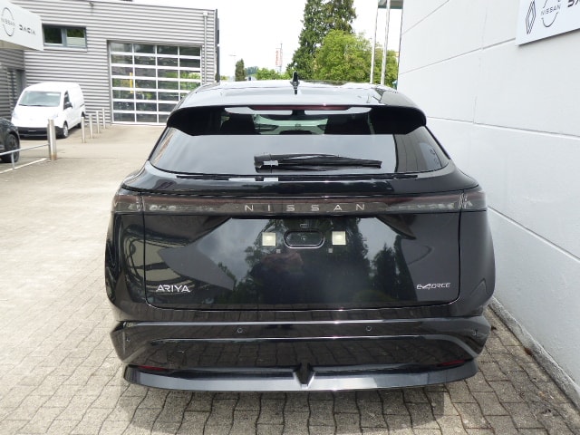 NISSAN Ariya 87 kWh e-4orce Evolve Allrad-image-3