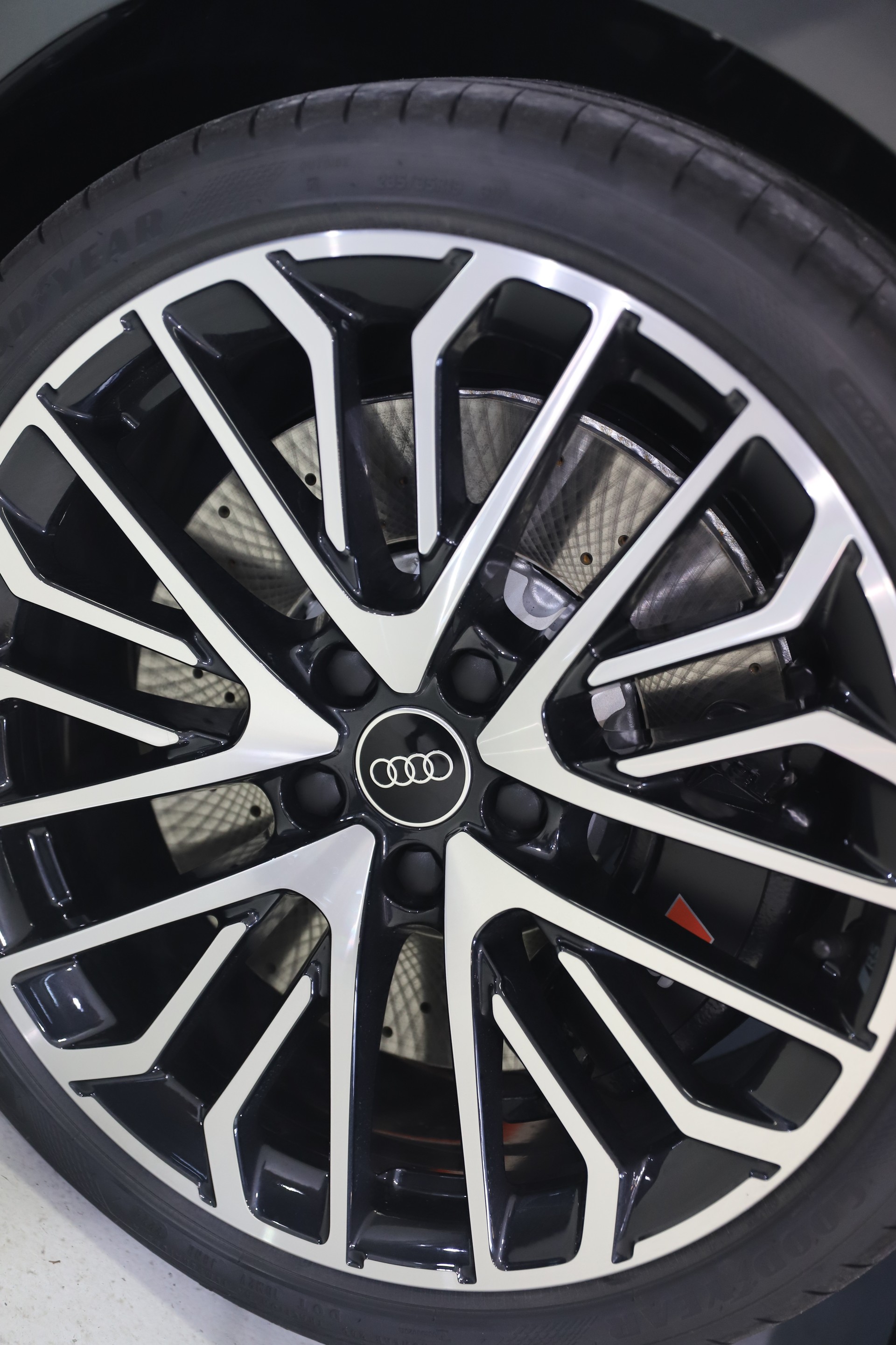 AUDI S3 Sportback TFSI quattro S-tronic-image-5