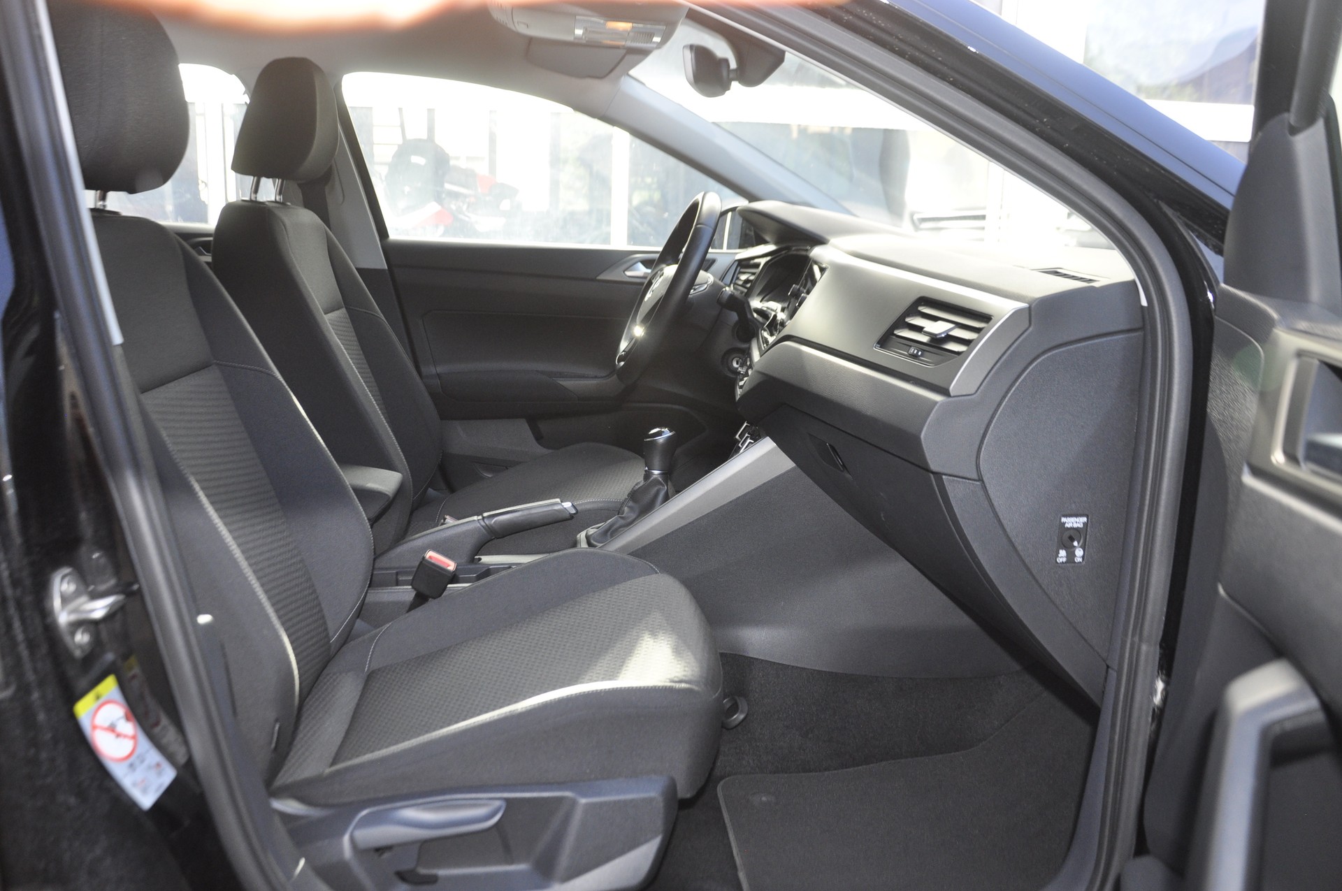 VW Polo 1.0 TSI BMT Comfortline-image-6