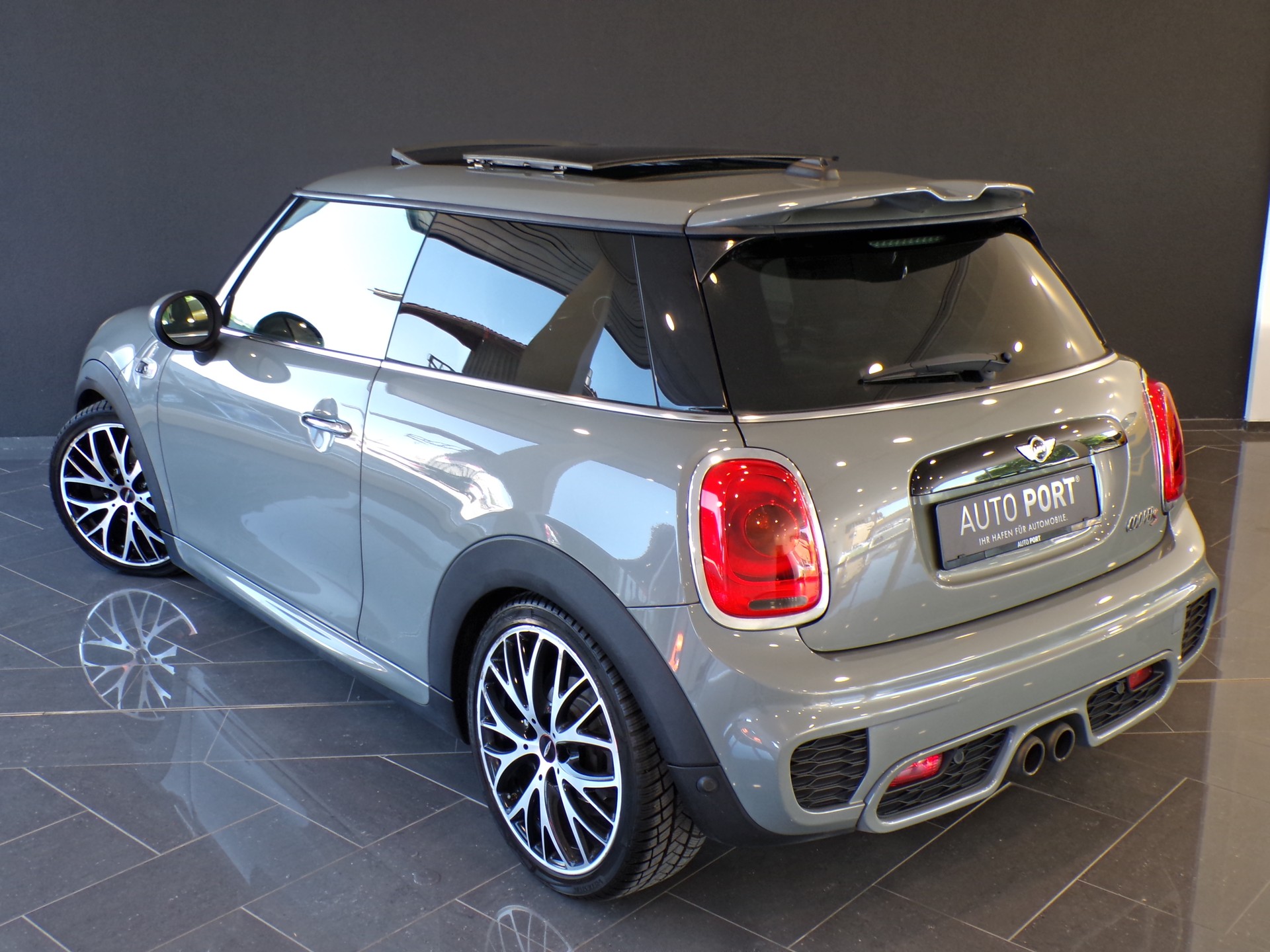 MINI Cooper S Steptronic-image-8