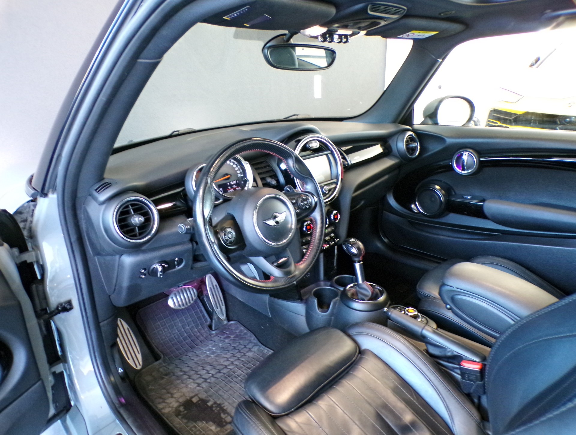 MINI Cooper S Steptronic-image-11