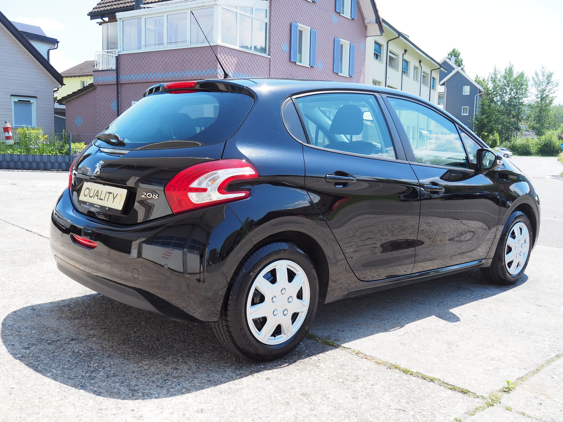PEUGEOT 208 1.2 VTI Active-image-6