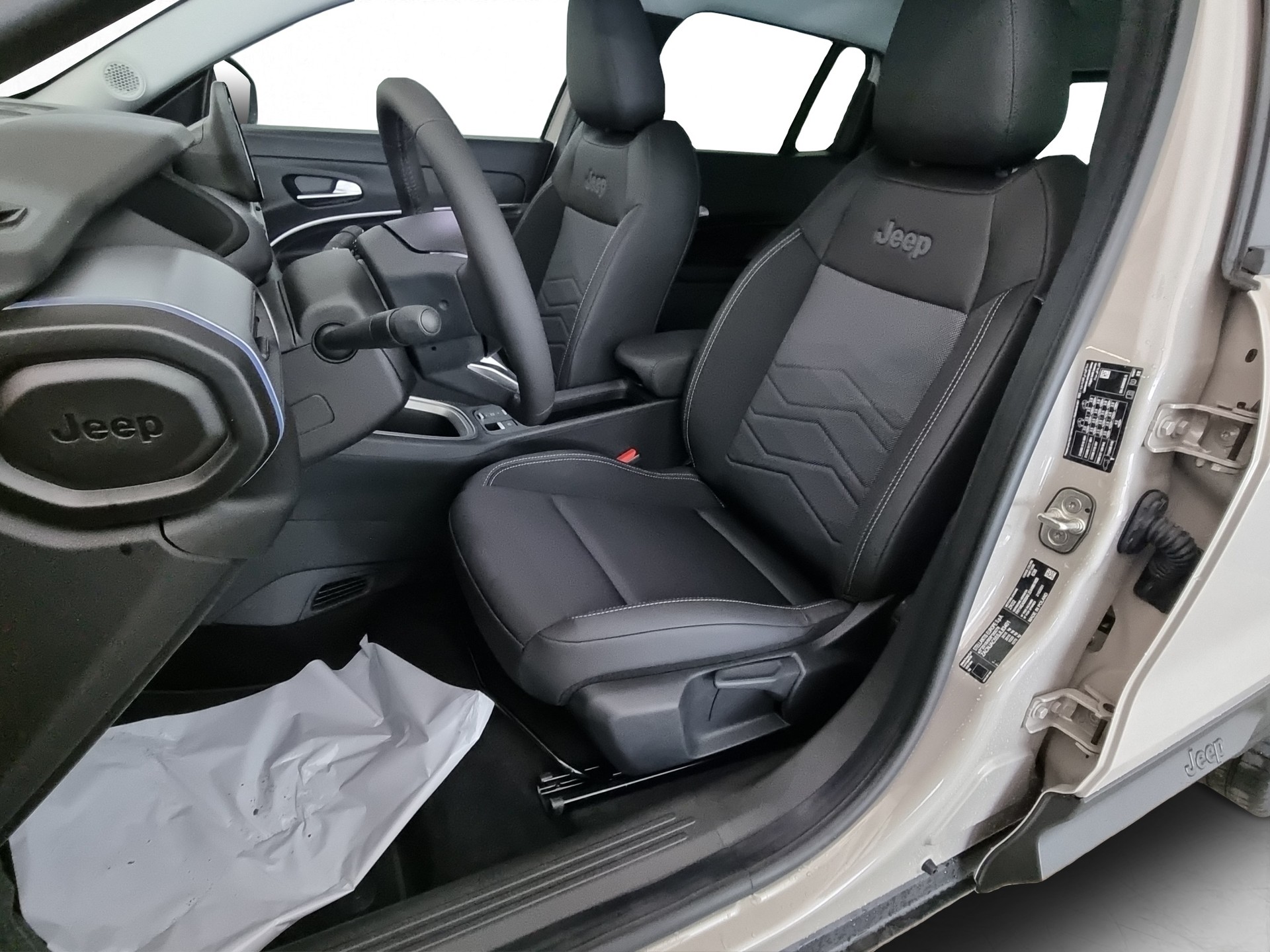 JEEP Avenger Summit 54kWh-image-5