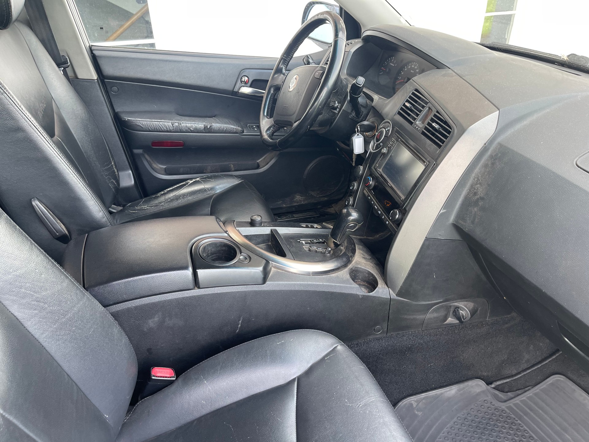 KGM-SsangYong Kyron 270 Xdi 4WD Comfort Automatic-image-10