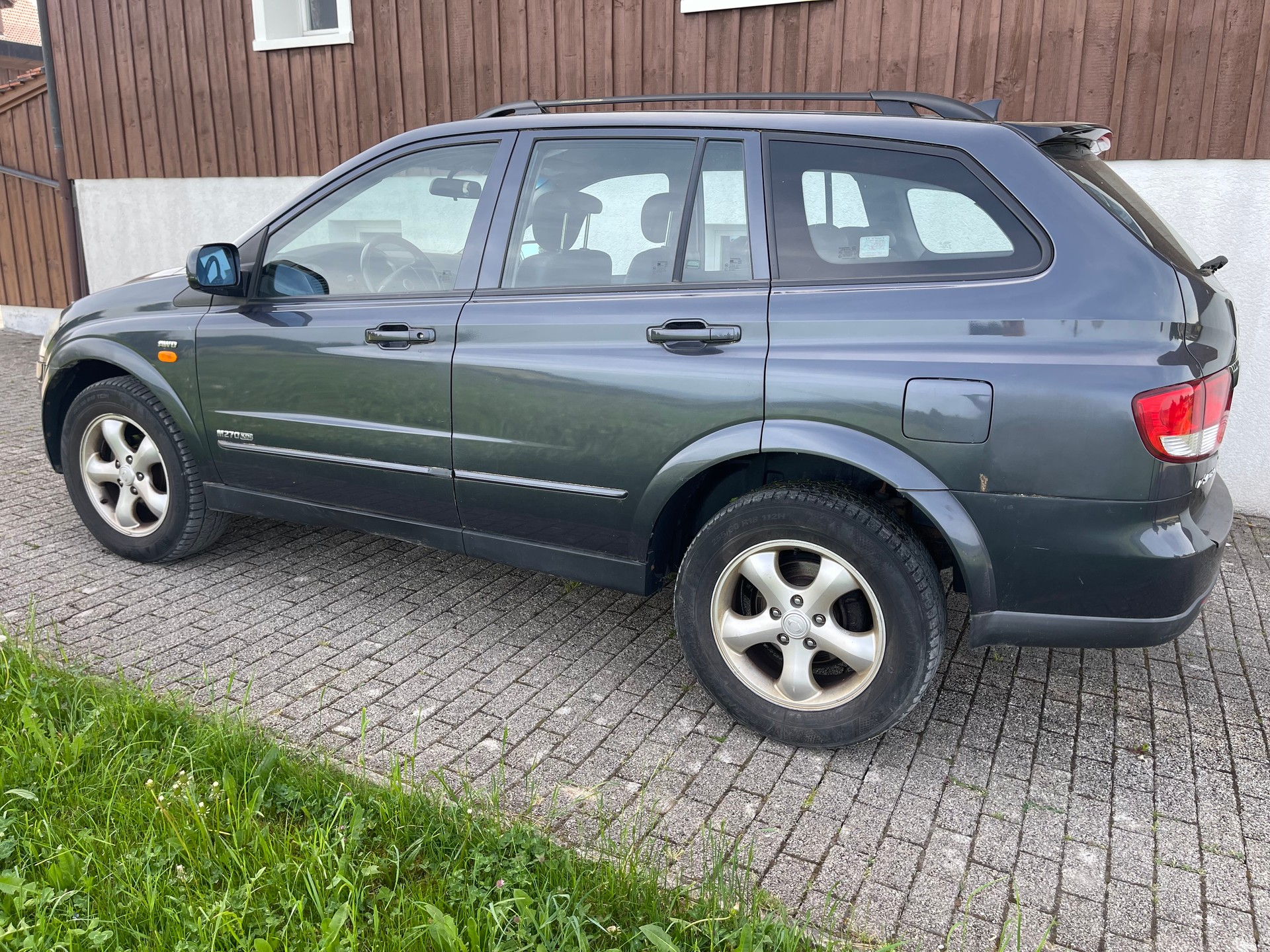 KGM-SsangYong Kyron 270 Xdi 4WD Comfort Automatic-image-3