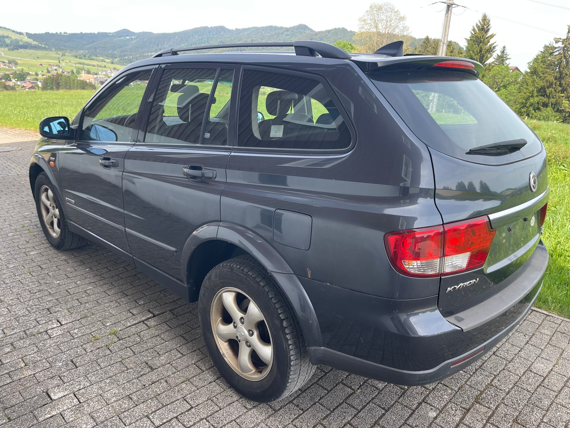 KGM-SsangYong Kyron 270 Xdi 4WD Comfort Automatic-image-5