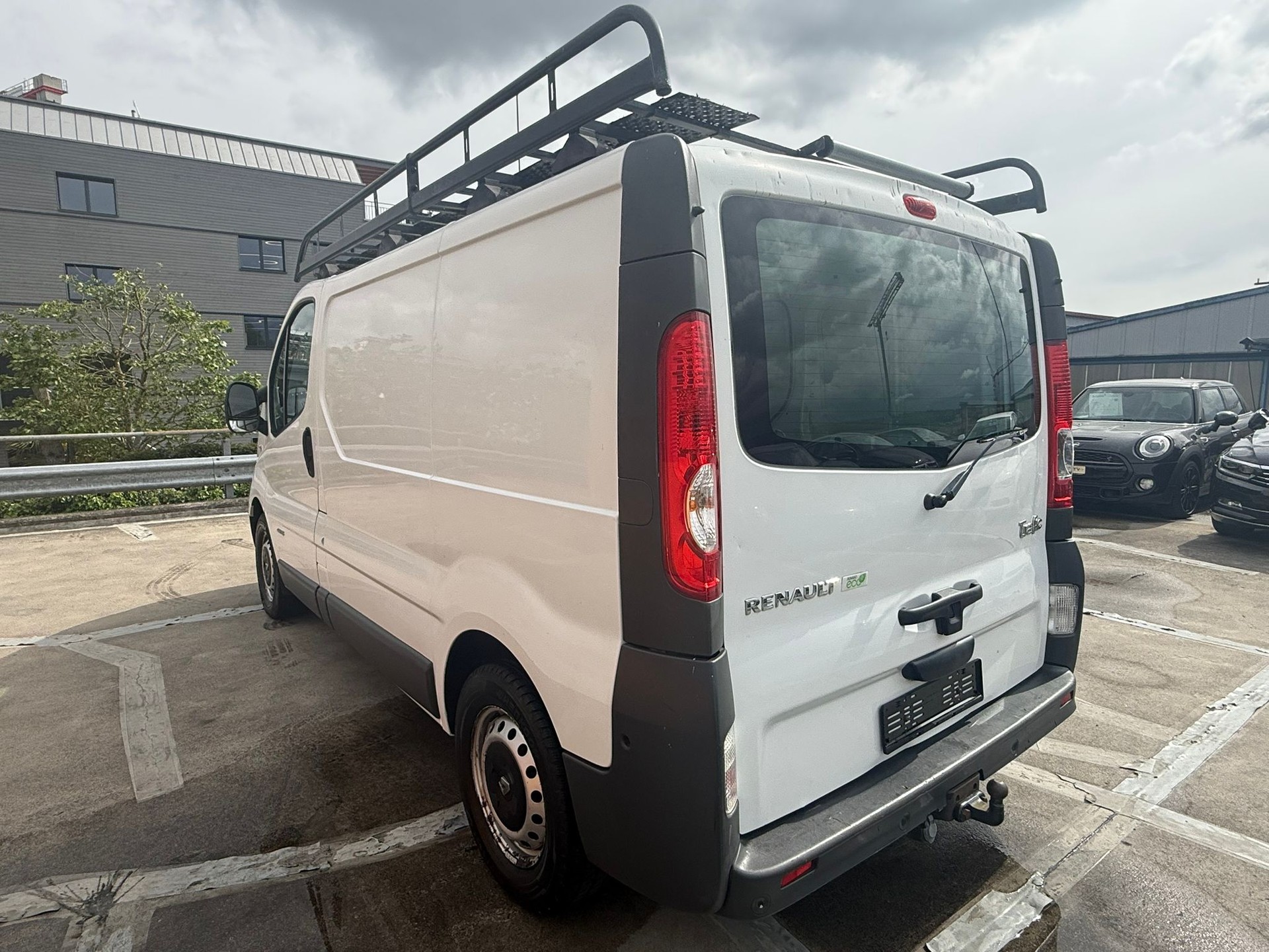 RENAULT Trafic 2.0 dCi 115 2.9t L1H1-showroom-element-2