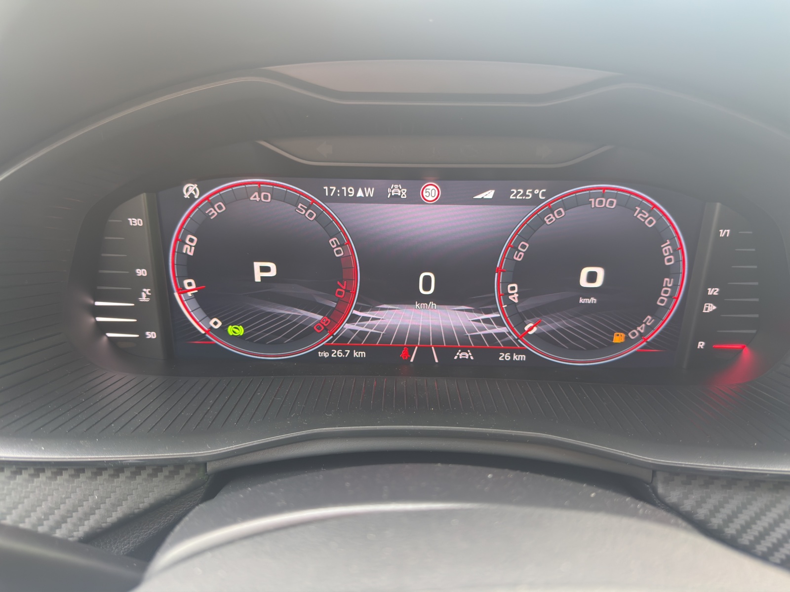 SKODA Kamiq 1.5 TSI Monte Carlo DSG-image-4