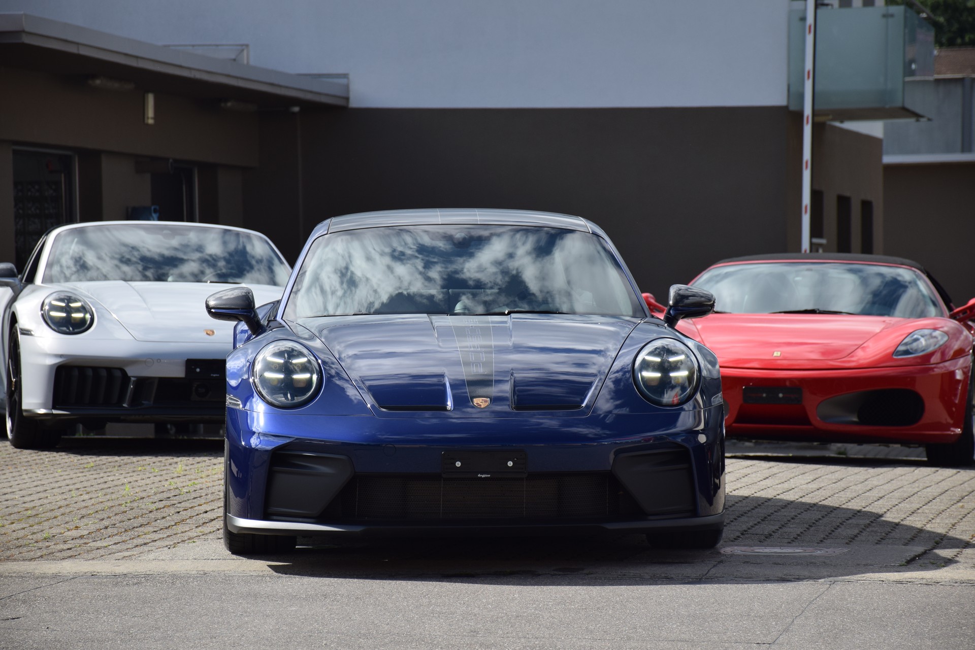 PORSCHE 911 GT3 Touring